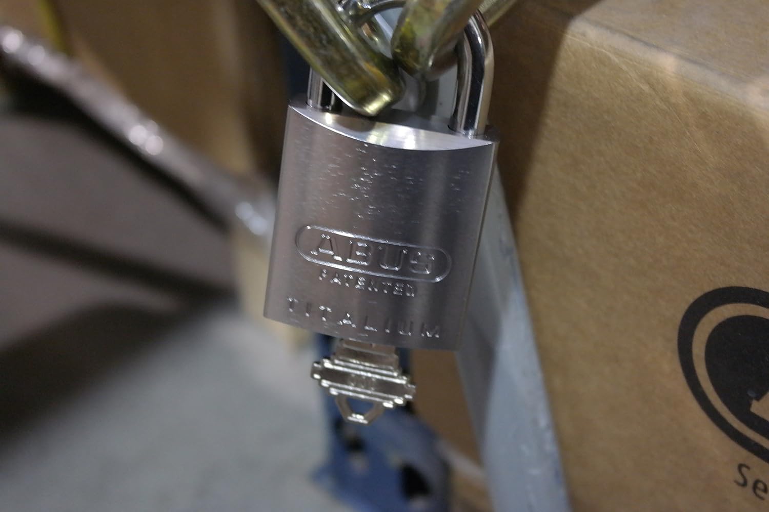 ABUS 83AL/45-300 Schlage Rekeyable Padlock Aluminum Body, Zero Bitted, Titanium