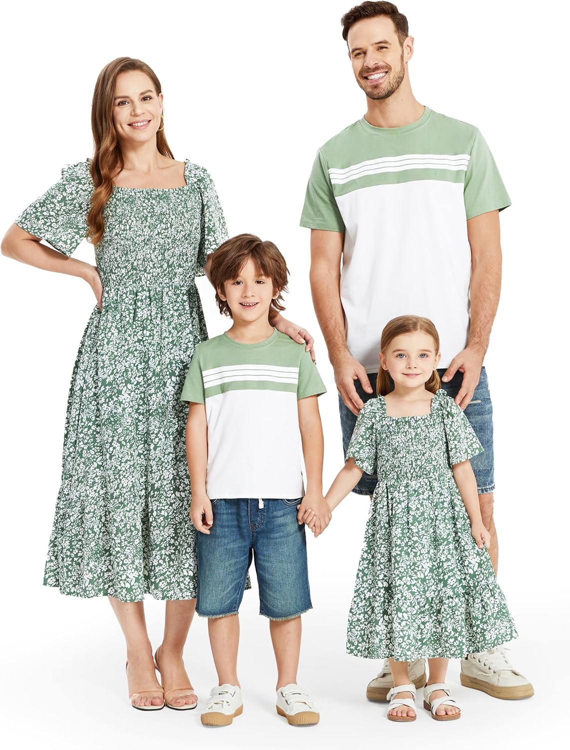 PATPAT Family Matching Outfits Mommy and Me Dresses Ditsy Floral Beach Vacation Photo Dresses and T-Shirts Matching Sets