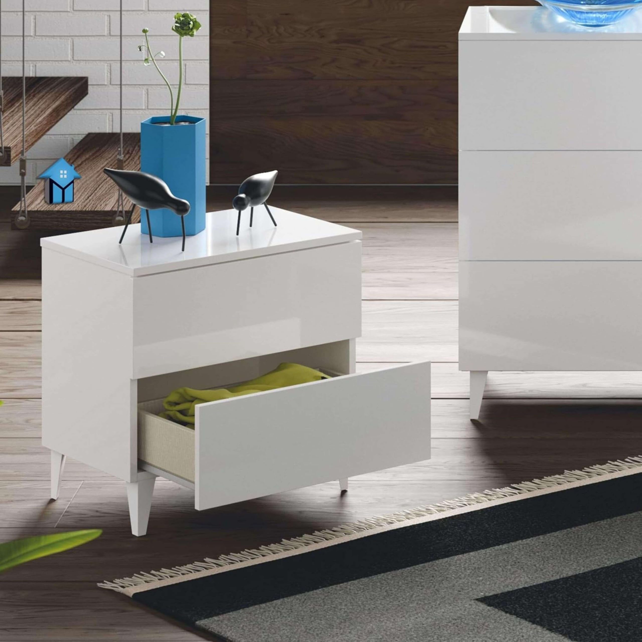 13Casa - Corinto A3 - Comodino. Dim: 50x34x49 h cm. Col: Bianco. Mat: Melamina.