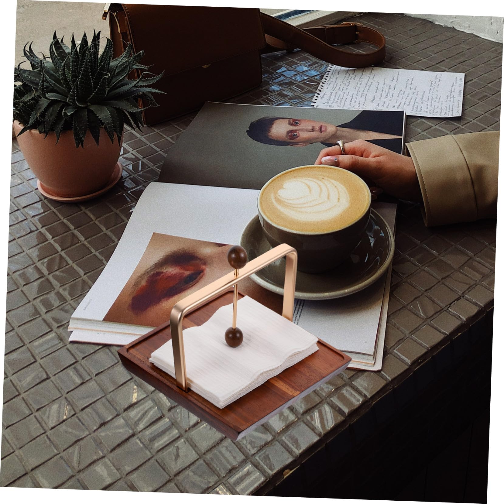 Toyvian Servilletero de Mesa Cuadrado de Madera y Hierro Bordes Suaves y Gran Capacidad para Restaurantes y Cafeterías, Diseño Simple y Elegante