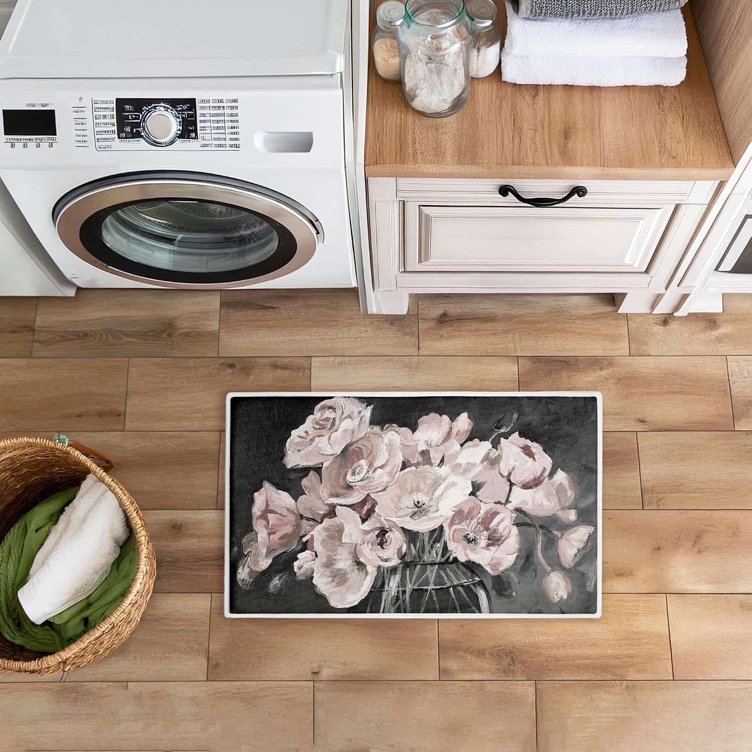 Stupell Industries Flowers in Clear Vase Plush Bathroom Mat & Bath Rug, Soft Quick-Dry Non-Slip Bathroom Rug with Recycled Foam Cushion, Modern Floral Botanical Design by Patricia Pinto, 18"x30"