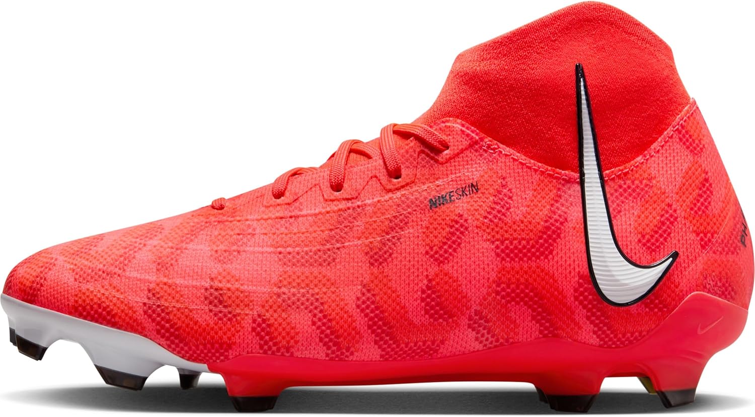 red nike womens soccer cleats