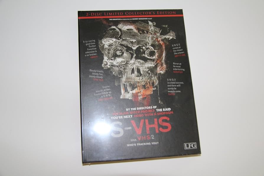 S-VHS - V/H/S 2 - Uncut [Blu-ray] [Limited Collector's