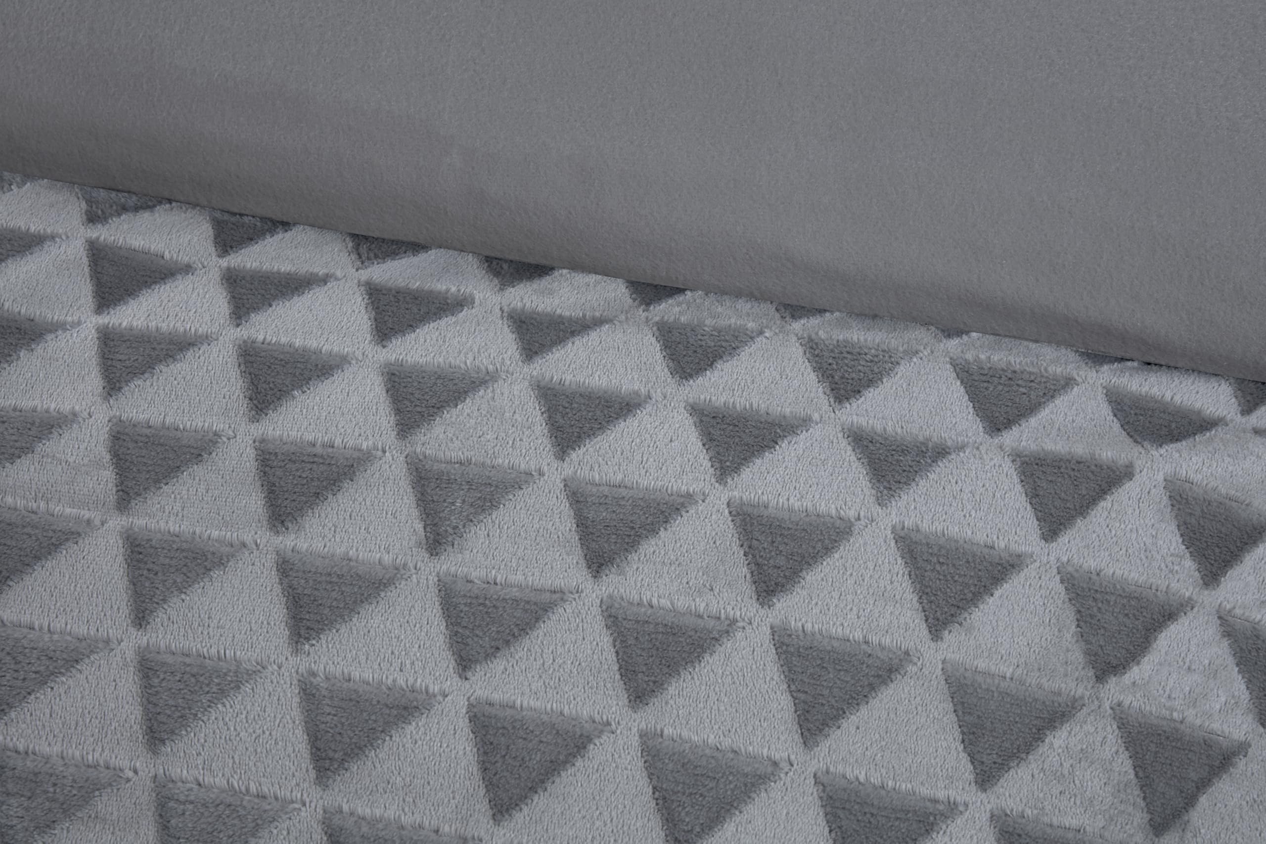 Rapport Home Diamond Cut Luxury Teddy Fleece Bedding Set - Double, Silver - Embossed Geometric Textured Duvet Cover & Pillowcases