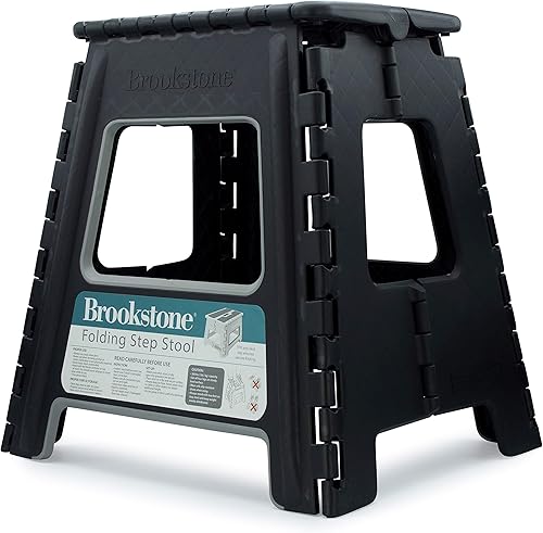 Miniatura 1 de BROOKSTONE Taburete plegable de 16 pulgadas para adultos superficie de agarre texturizado antideslizante diseño plegable que ahorra espacio asa de