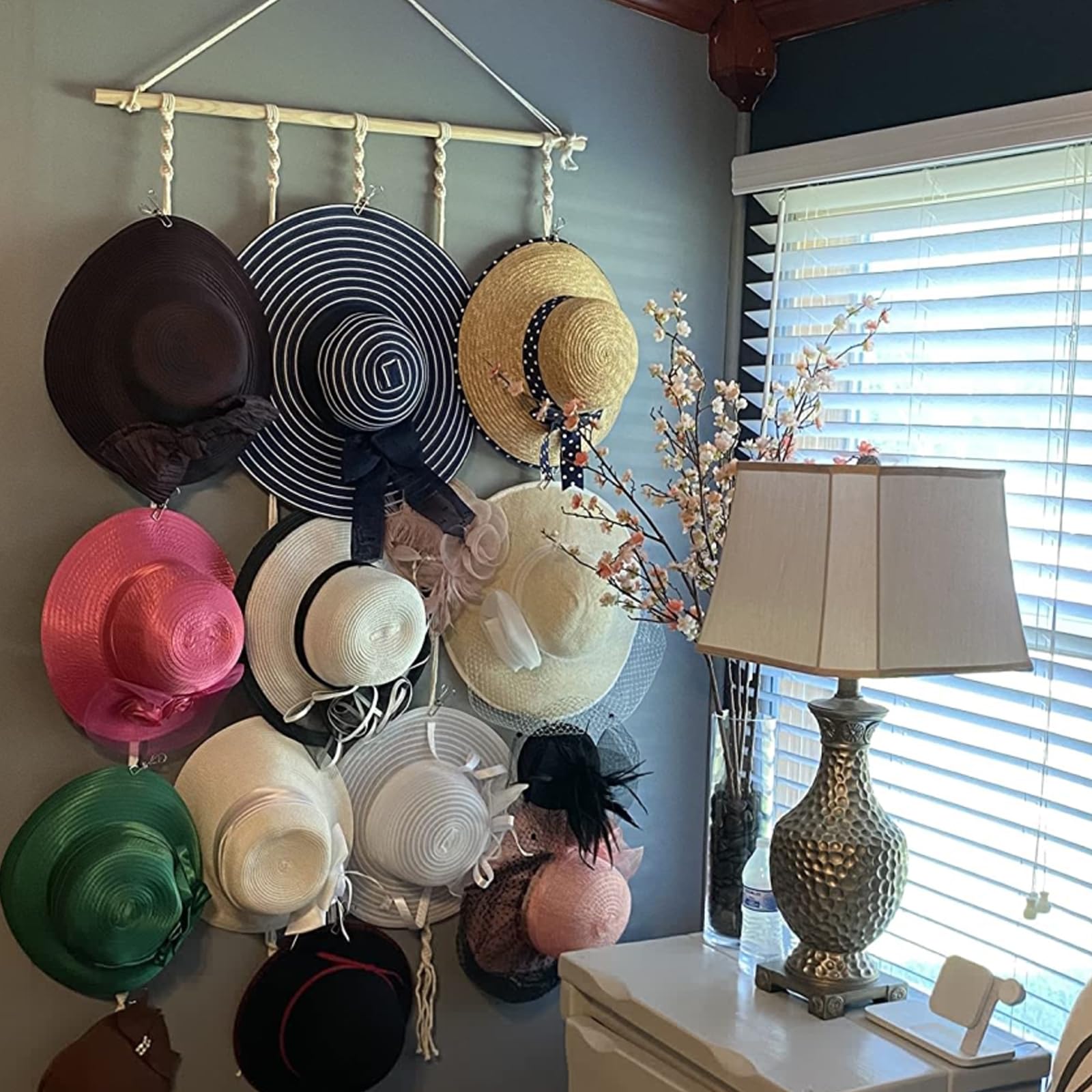 JOJOCY Porta cappelli da parete, organizer per cappelli con 12 clip, porta cappelli stile boho, decorazione per cappelli Fedora, da cowboy, a tesa larga, 155 x 80 cm