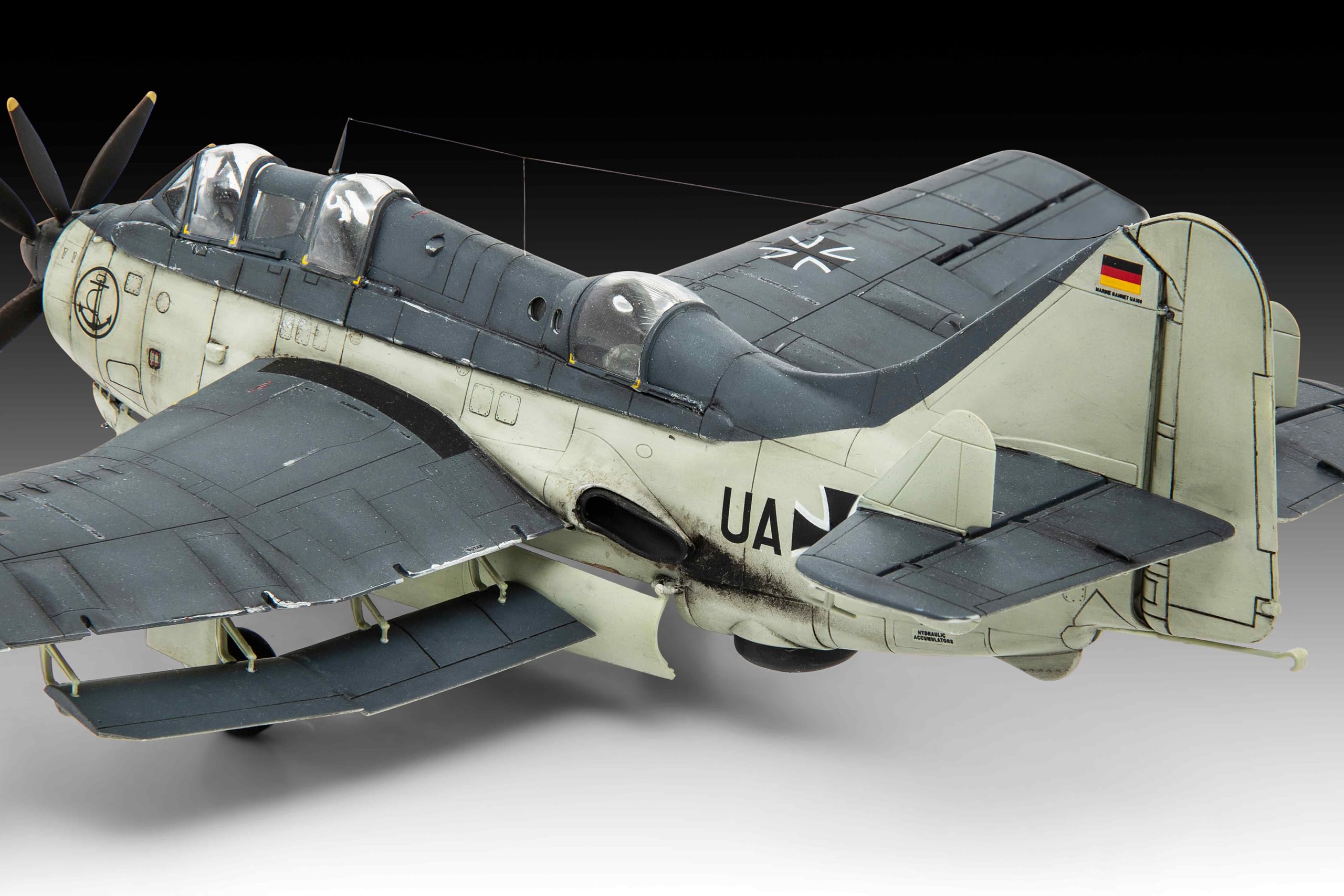 Amazon | ドイツレベル 1/72 フェアリーガーネット AS.1/AS.4