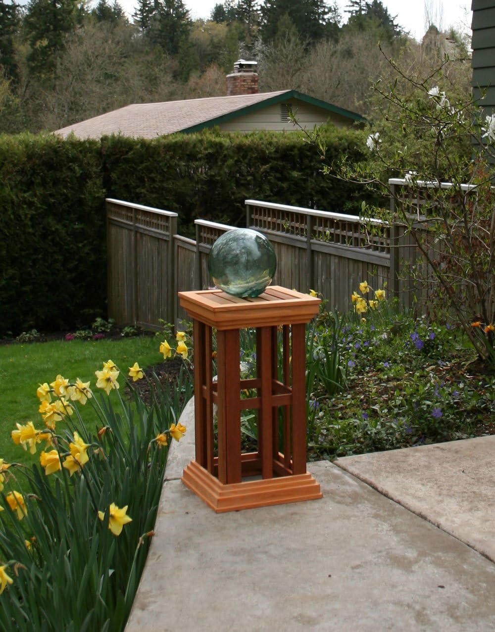 Amazon.com : Arboria 20 in Climbing Column : Trellises : Patio, Lawn ...