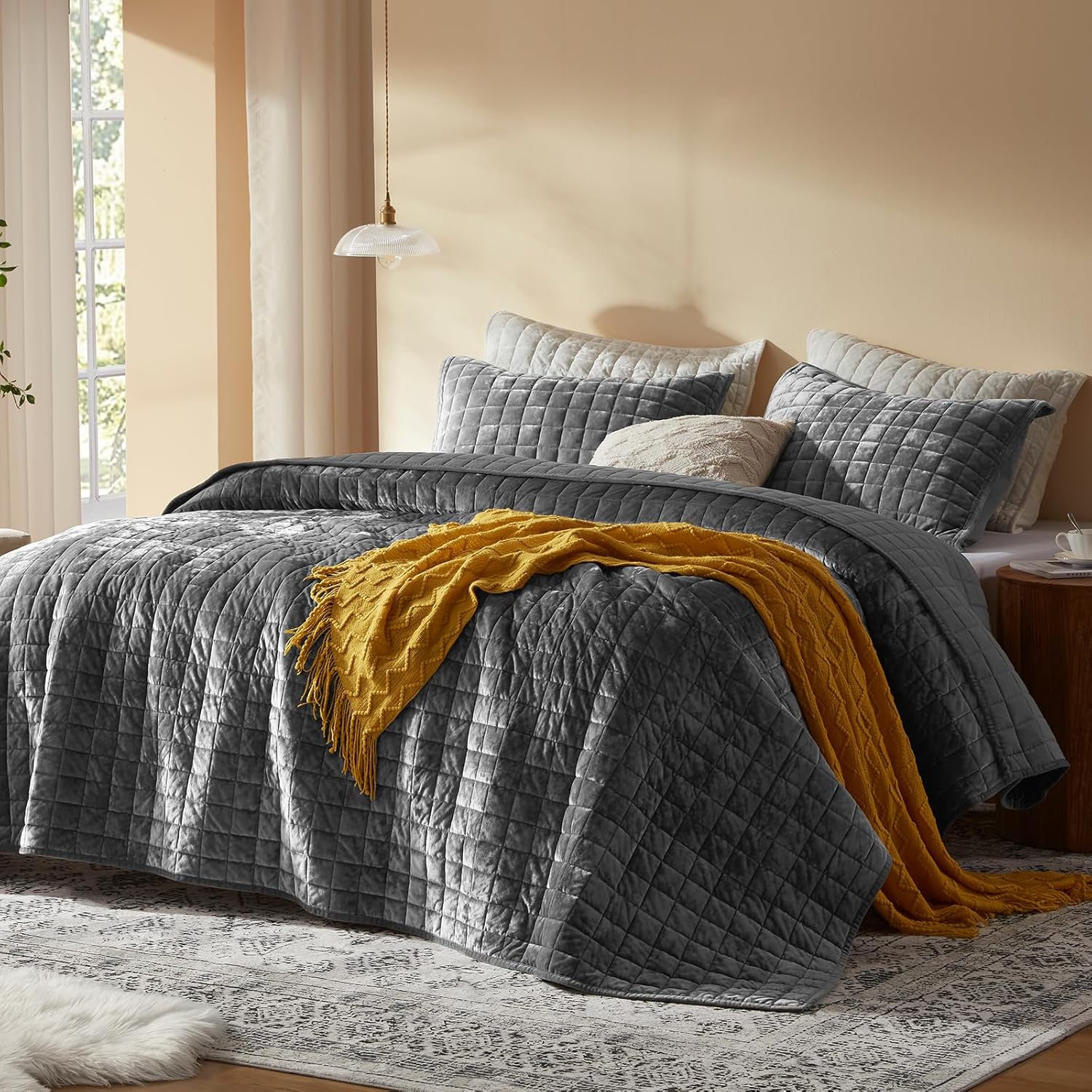 LEAONME Velvet Quilt Full/Queen Size-90''x98'', Lightweight Grey Velvet Comforter Set with 2 Pillow Shams, Soft Bedspread Coverlet Quilted Bedding Set for All Season - Image 2