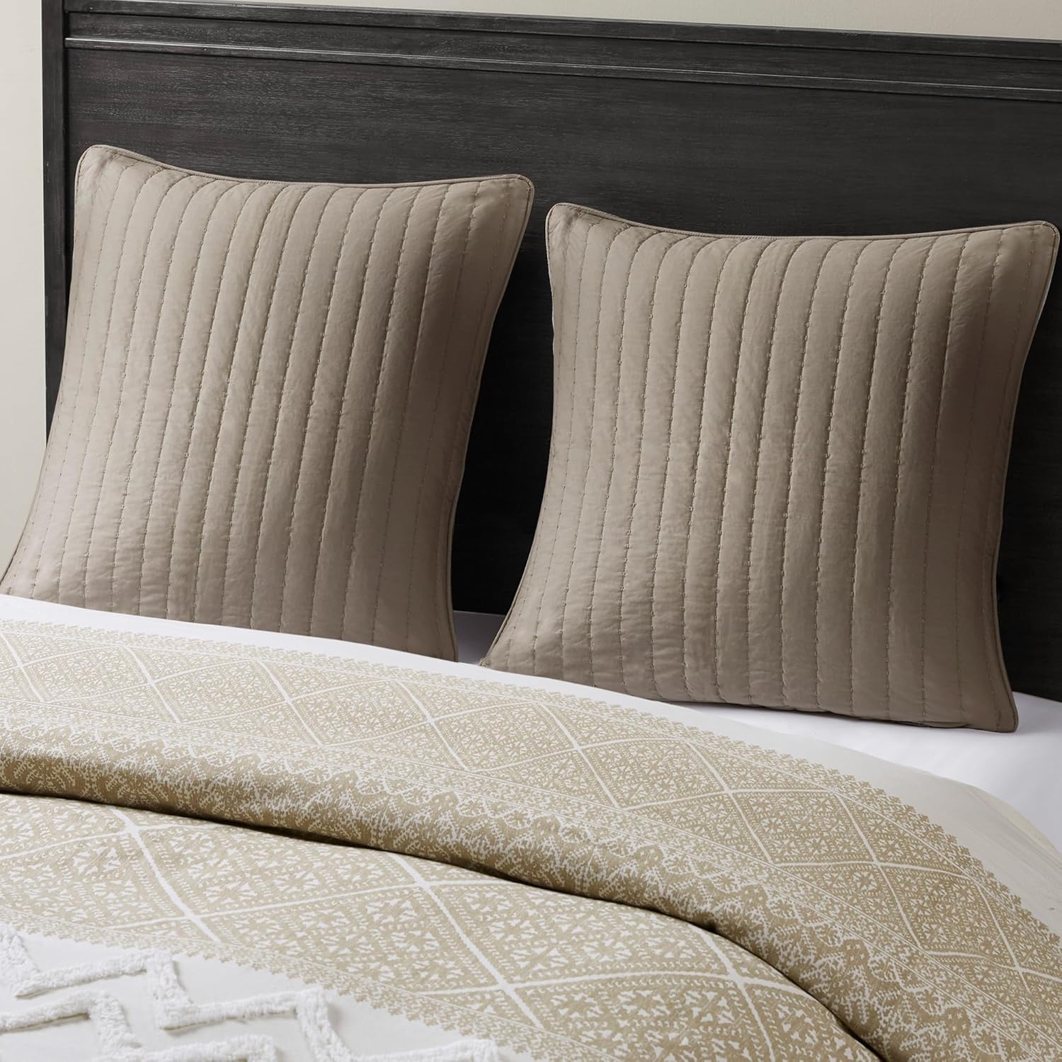 INK+IVY 100% Cotton Single Euro Sham - European Square Decorative Pillow Cover, Hidden Zipper Closure (Pillow Insert NOT Included), Camila, Quilted Black 26"x26