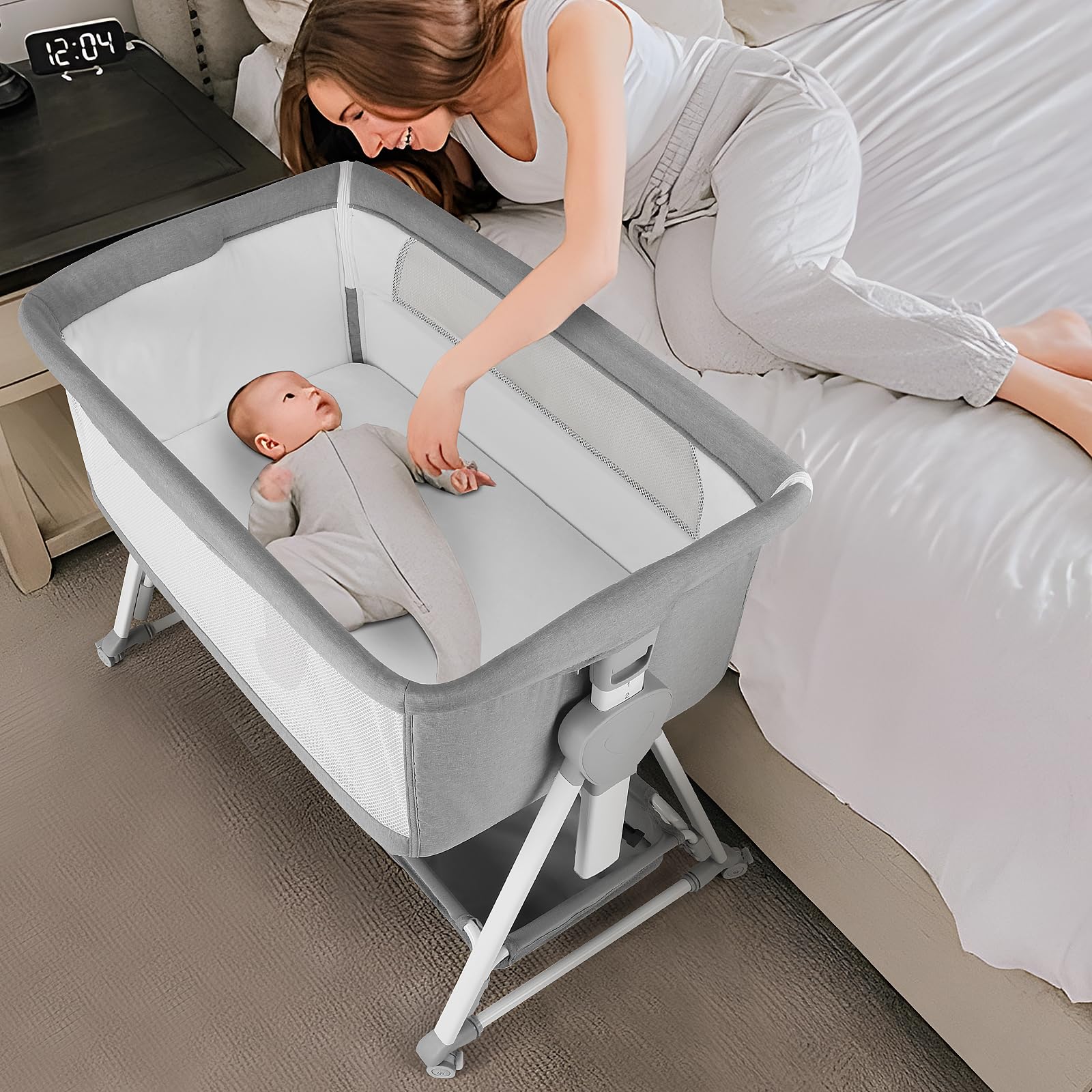 Cowiewie Bassinet Bedside Sleeper, Baby Bassinet with 7 Adjustable Height, Bedside Bassinet for Baby with Storage, Breathable Mesh & Mattress, Portable Bassinet Easy Folding (Grey and White)