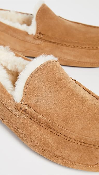 UGG Men's Ascot Slipper