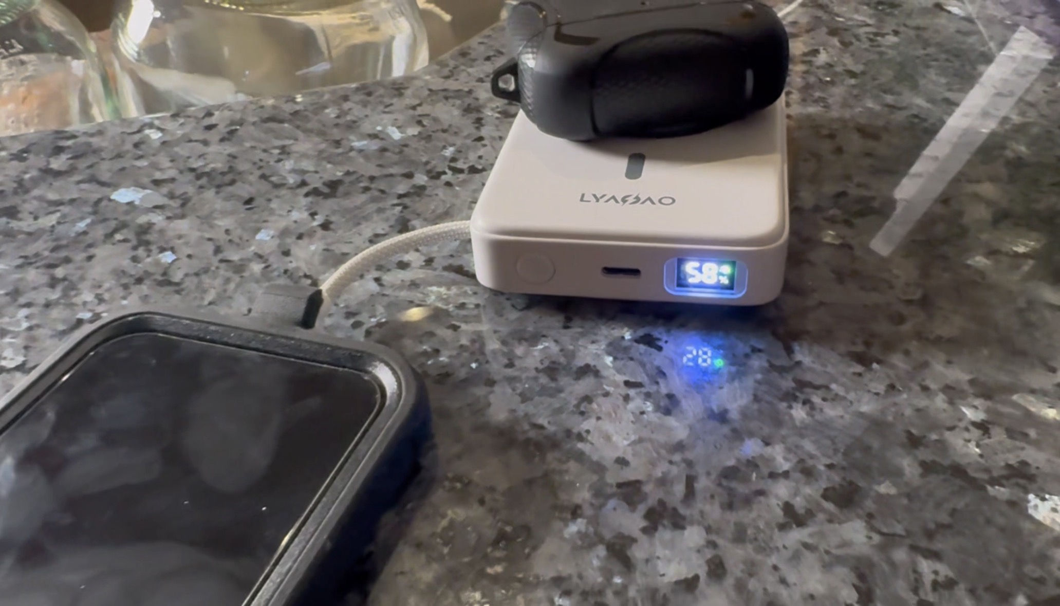Compact and powerful charger! Full overview!