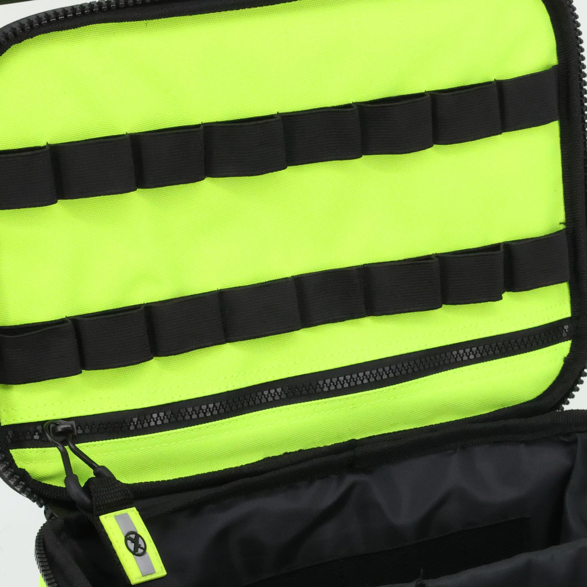 Lightning X - Bolsa EMT mediana de primeros auxilios | LXMB25 | con correa reflectante para el hombro y compartimentos con cremallera para primeros auxilios + suministros de trauma, amarillo