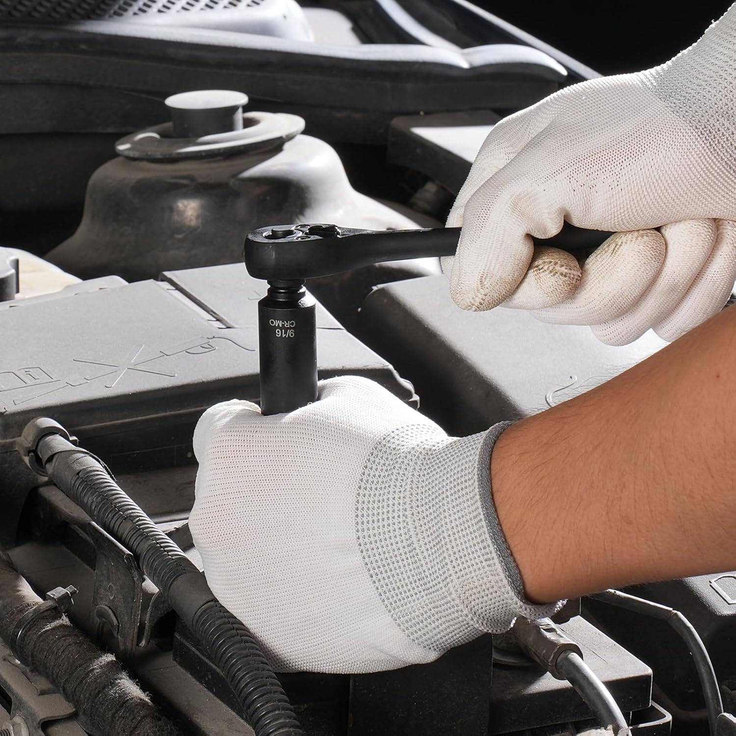 VEVOR Impact Socket Set 1/4" Drive, 55-Piece Deep & Shallow Socket Set Standard SAE (5/32 to 9/16 inch) & Metric (4 to 15 mm) Size, 6 Point, CR-V, Extension Bar, Universal Joint, Reducer - Image 8