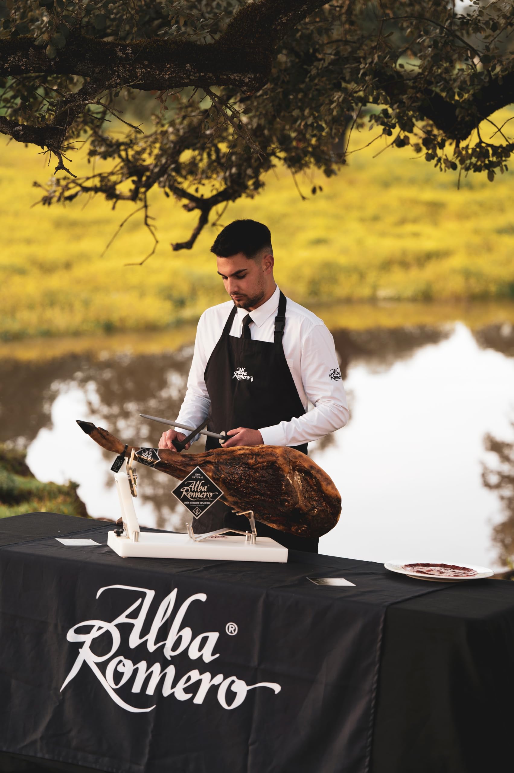 Jamón 100% Ibérico de Bellota ALBA ROMERO | Peso aproximado de 7.5 KG | Pieza entera — view 5