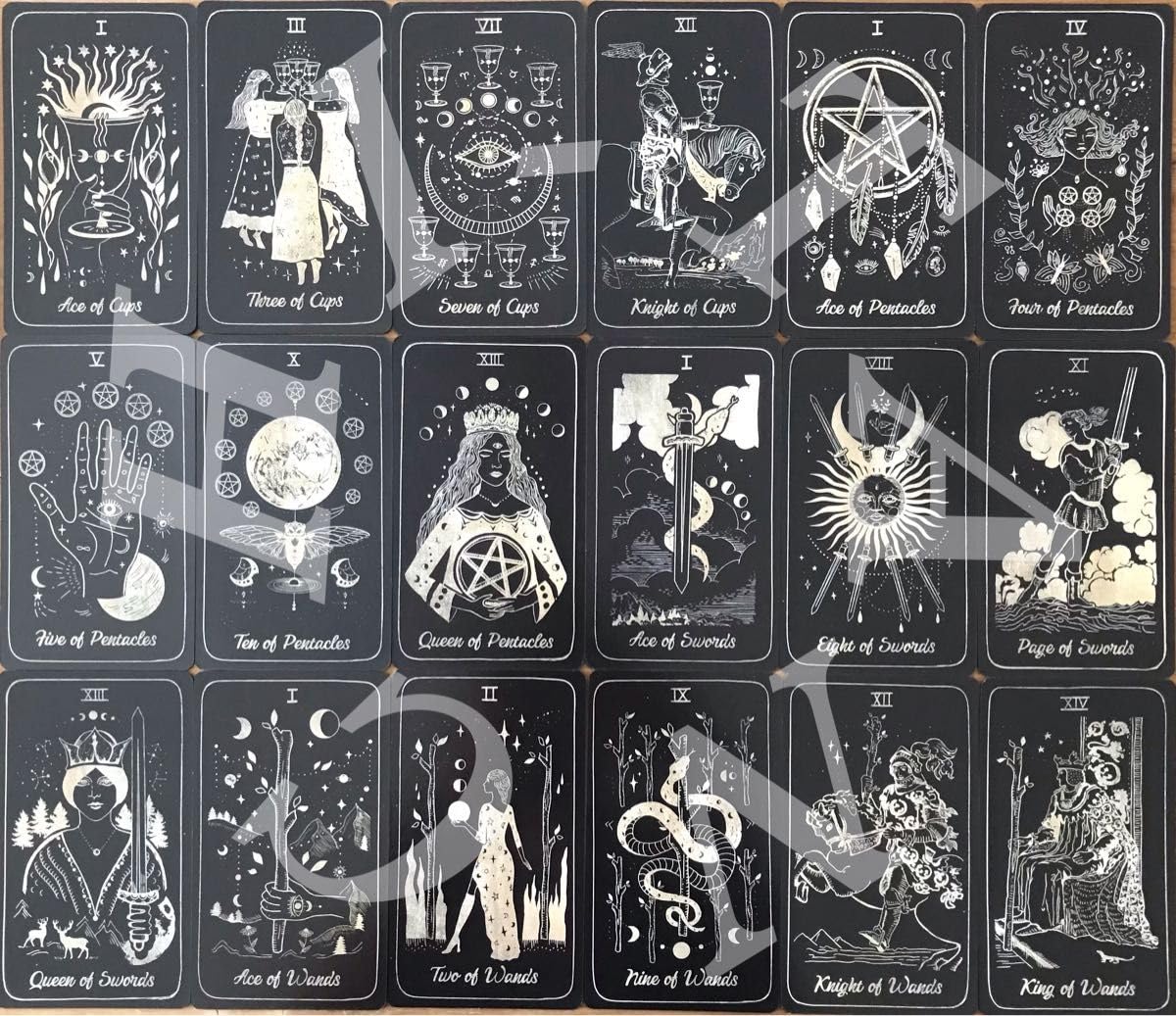 【美品・正規品】Somnia Tarot Deck タロットカード Amazon.co.jp: Luna Somnia ルナソムニア タロットカード 占い