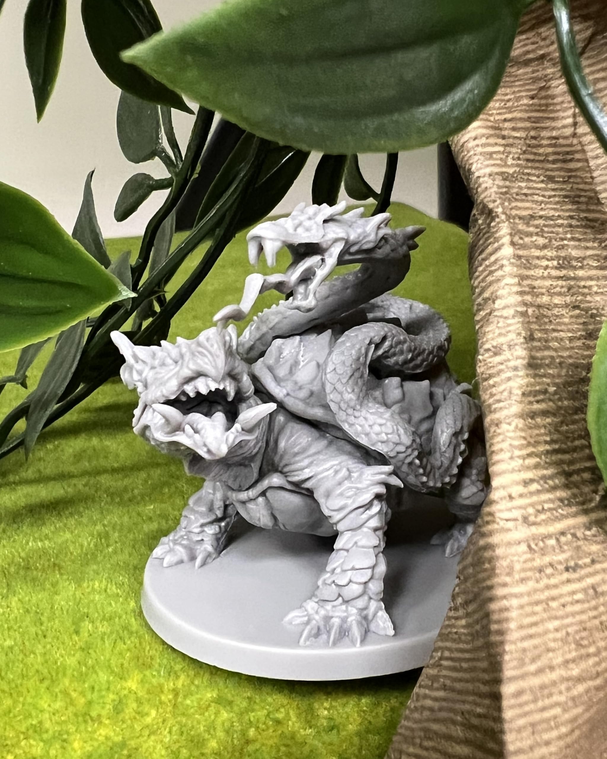 Asmodee Zombicide White Death - Divine Beasts - Abomination Pack, Espansione Gioco da Tavolo, 14+ Anni, 1-6 Giocatori, Edizione in Italiano