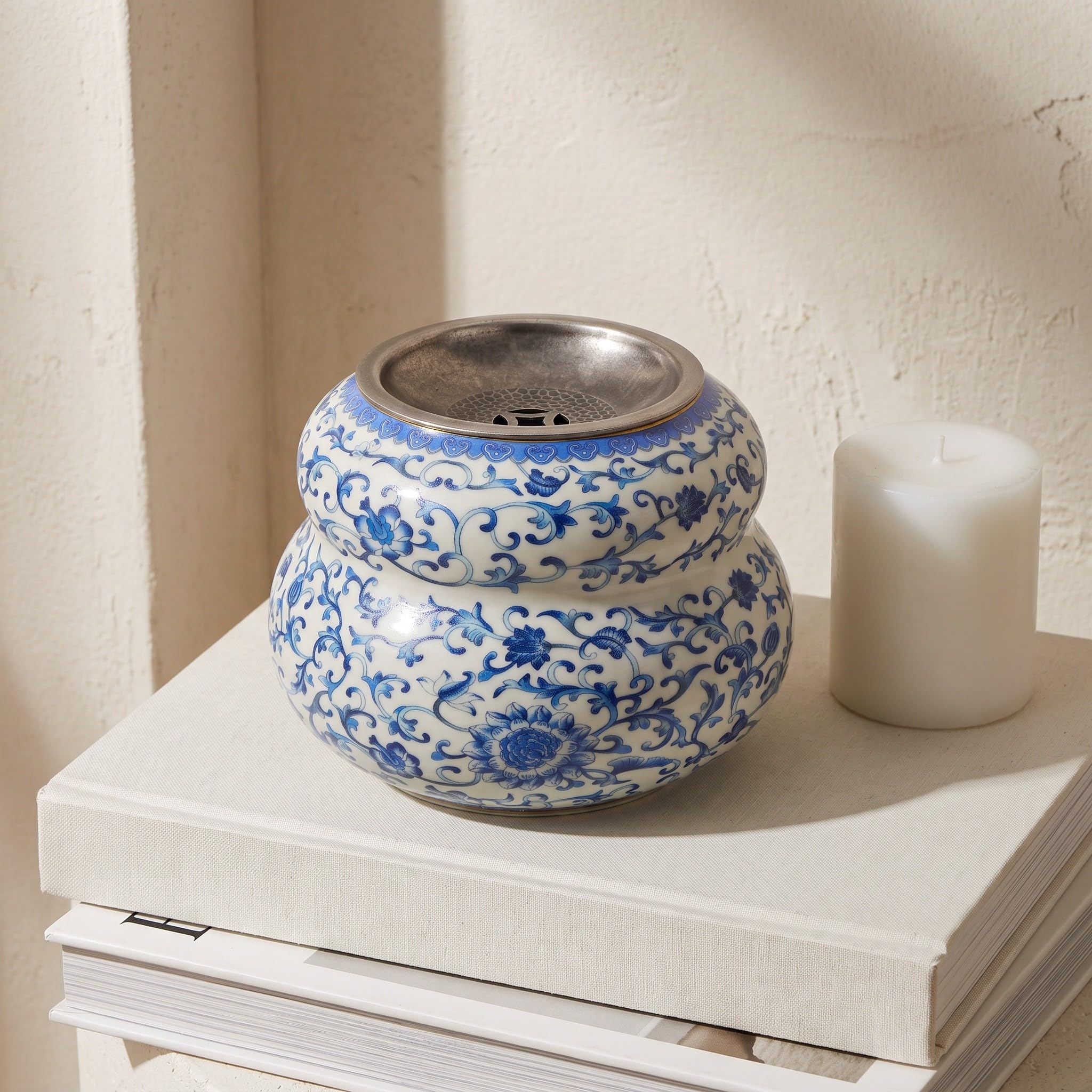 SOLUSTRE Tradycyjny chiński porcelanowy pojemnik na resztki herbaty 700 ml | Pojemnik na ścieki Lotus Design z sitkiem do stanowiska do parzenia herbaty Kung Fu, organizacja biurka