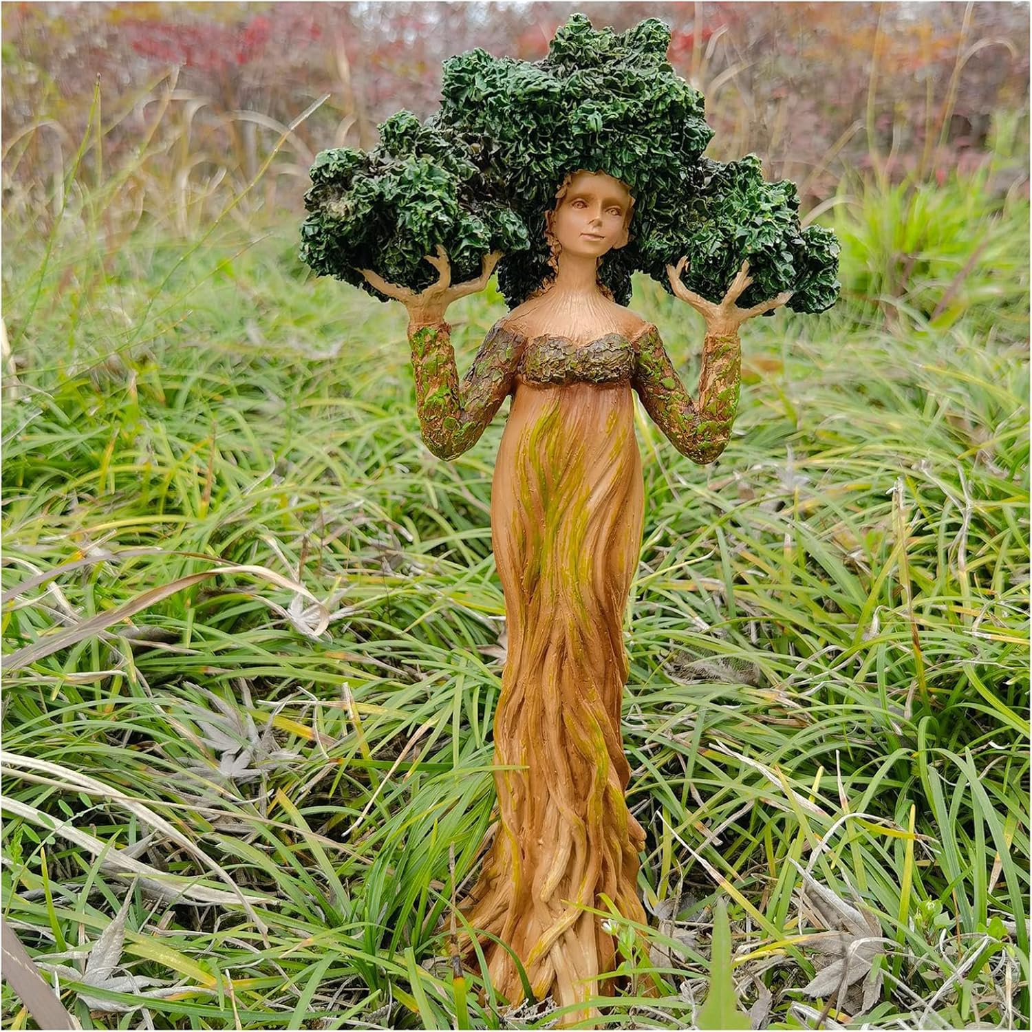 MutterErdeBaumGottStatueWaldGöttinBaumGottStatueVerzierung