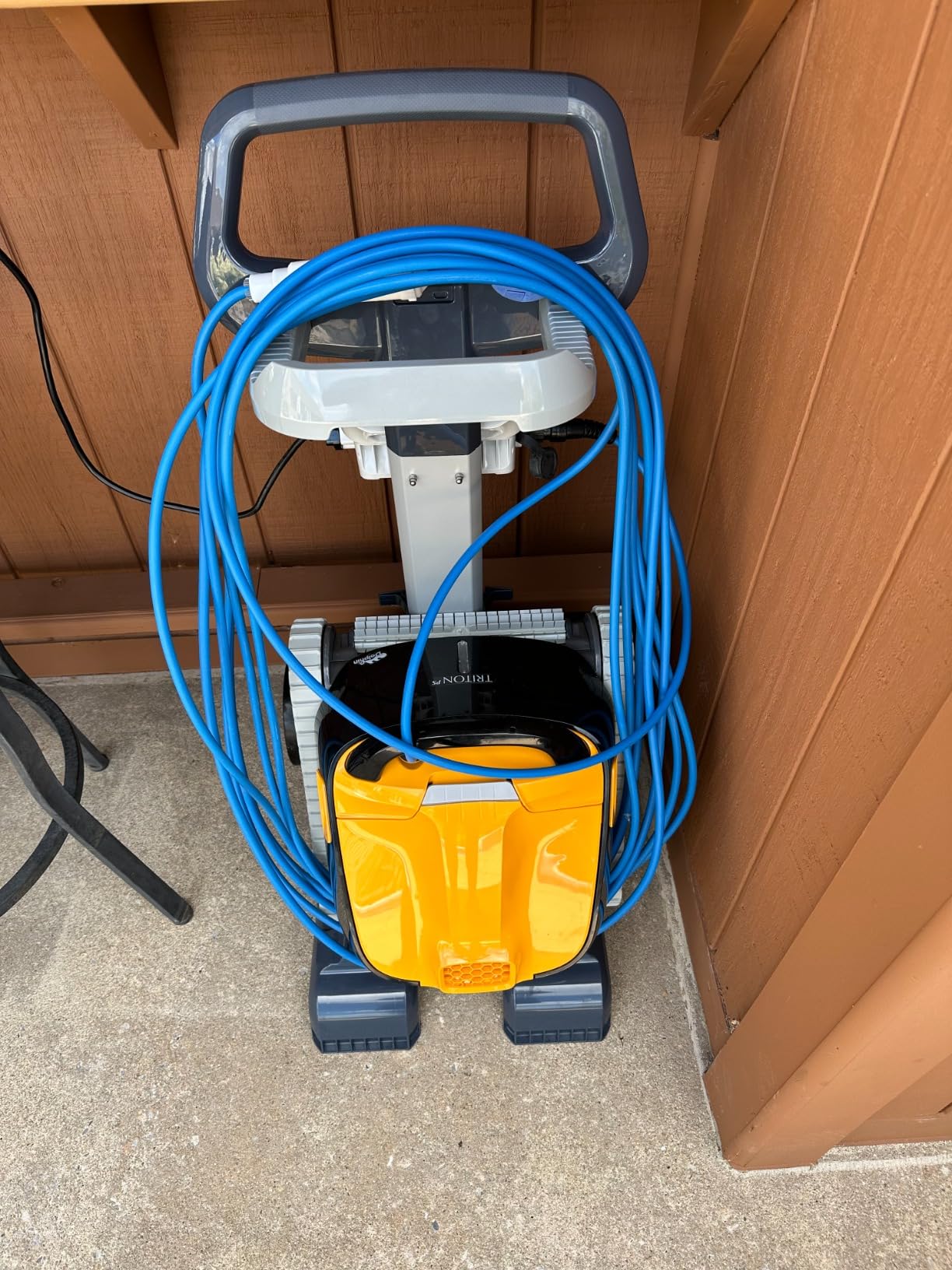 Universal Caddy for Any Robotic Pool Vacuum Cleaner Pool