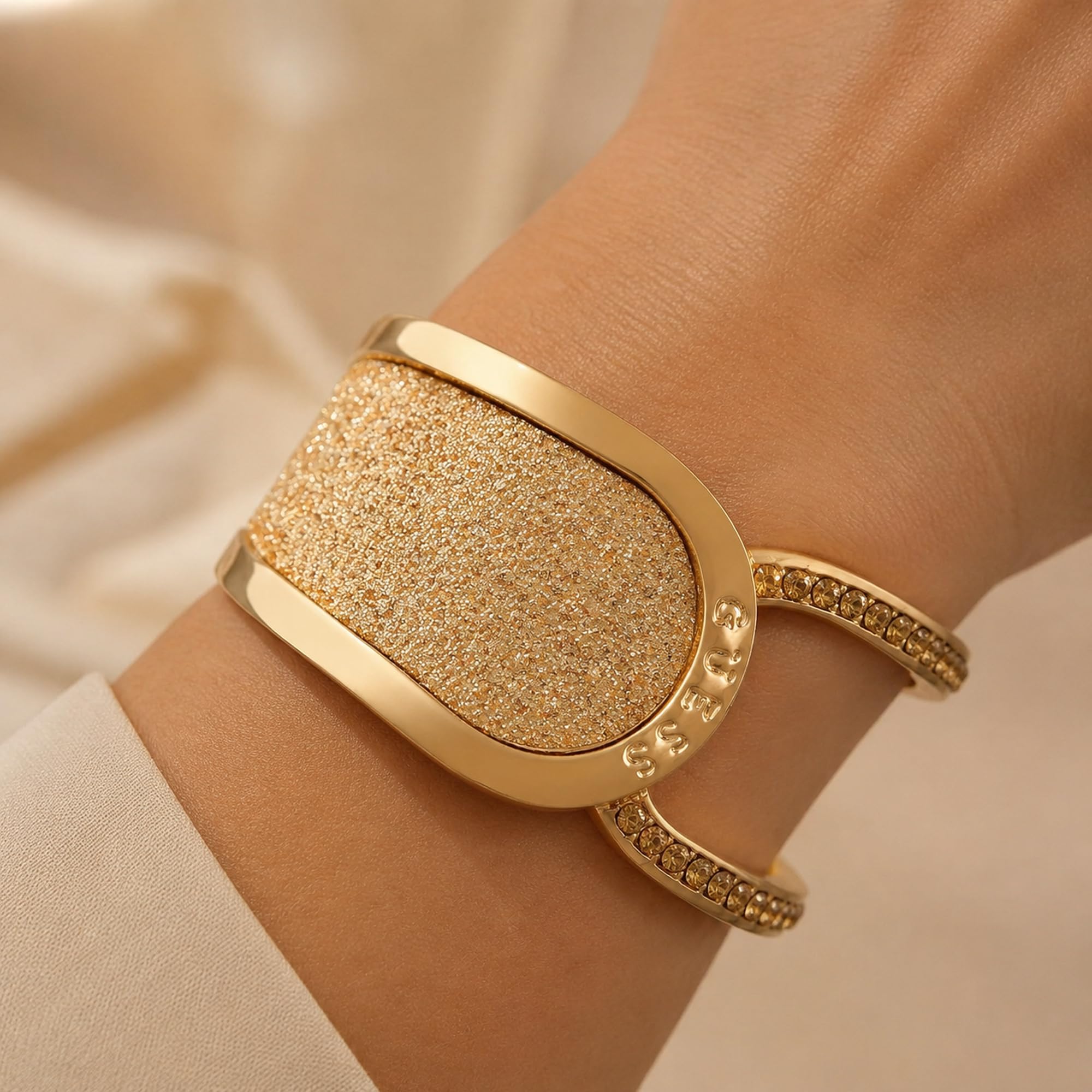 GUESS - Bracciale Rigido con Pietre e Glitter
