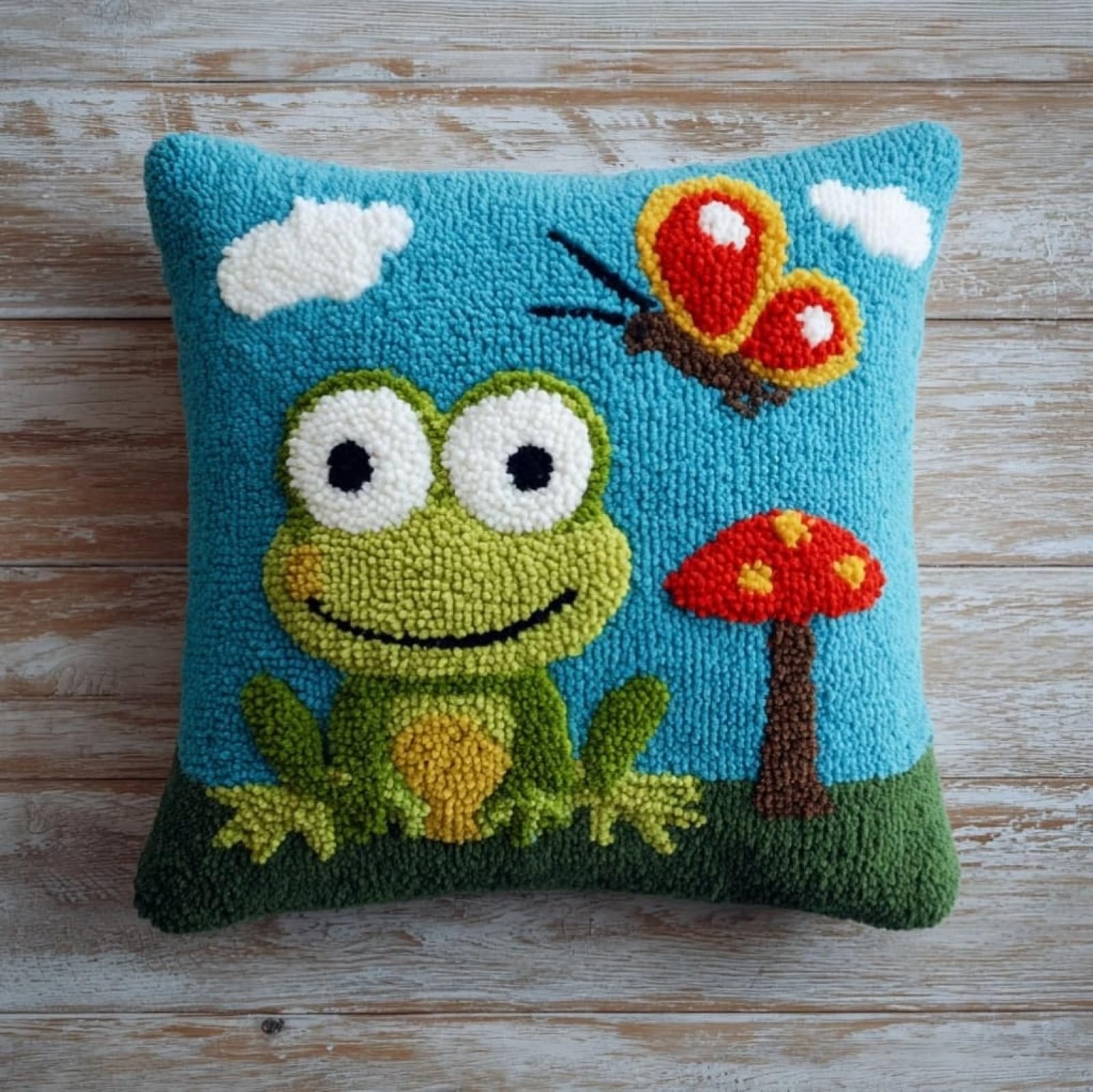 AxiangziK Latch Hook Pillow Cover Kit,Cute Frog 43x43cm DIY Cushion Kit for Adults Beginners,Living Room Sofa Decoration,with Pattern and Yarn