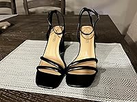 Review Image by Joelle Zurilgen Joelle Zurilgen