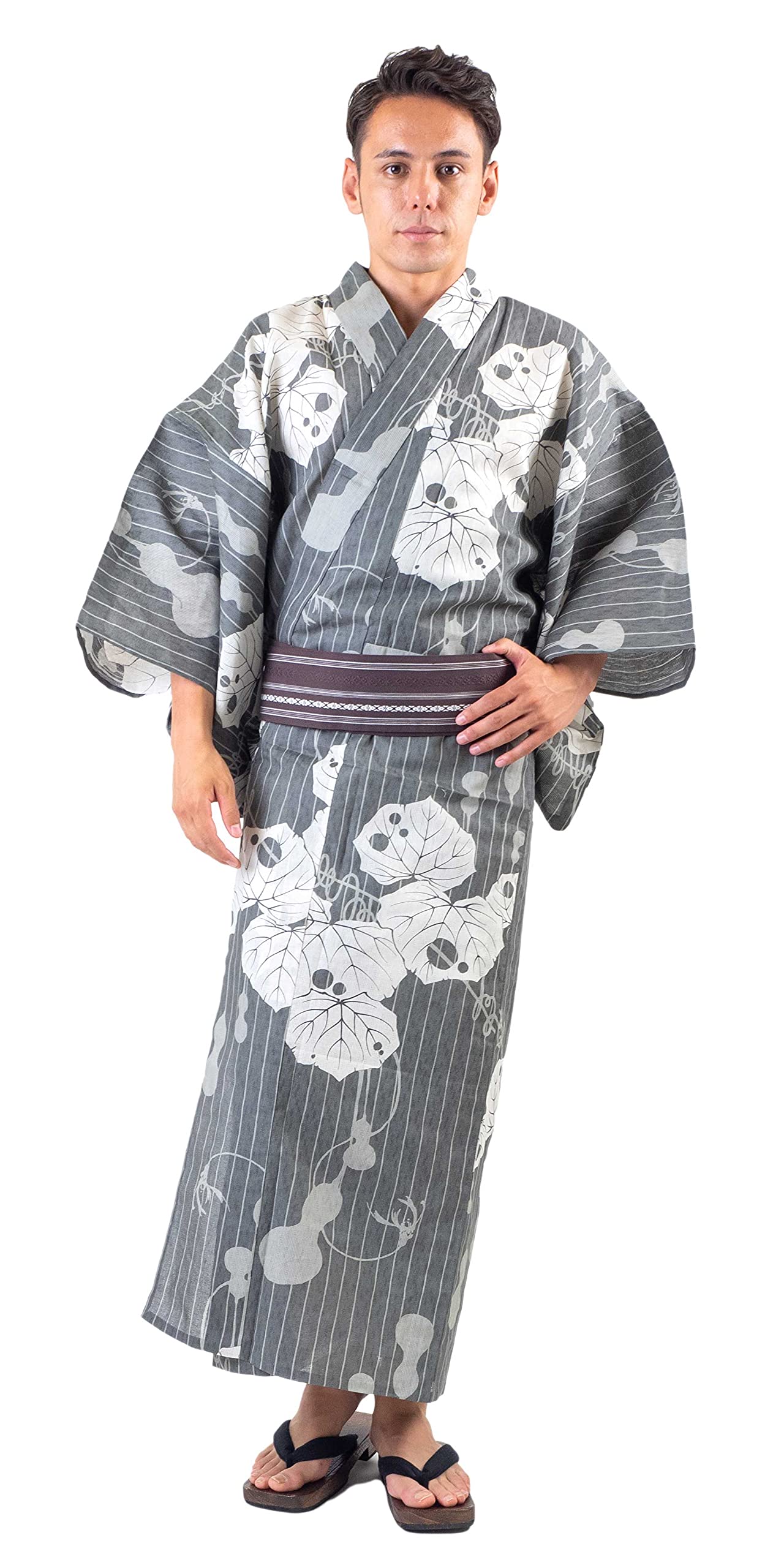 どこかの国の民族の柄のような浴衣とコシノジュンコの帯三分紐帯留め下駄のセット 712-e4WLDfL.jpg