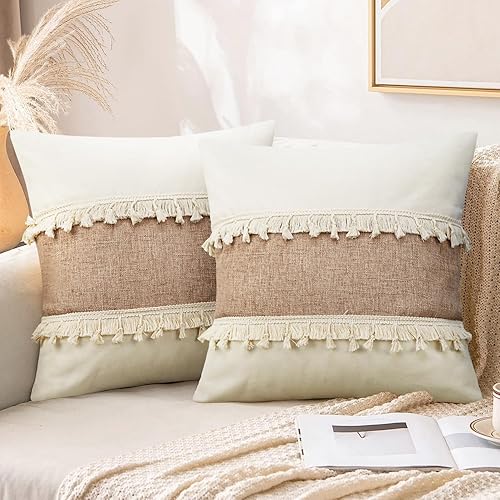 Merrycolor Juego de 2 fundas de almohada bohemias de 20 x 20 pulgadas, color beige neutro, con borlas, decoración moderna de casa rural, para sofá,