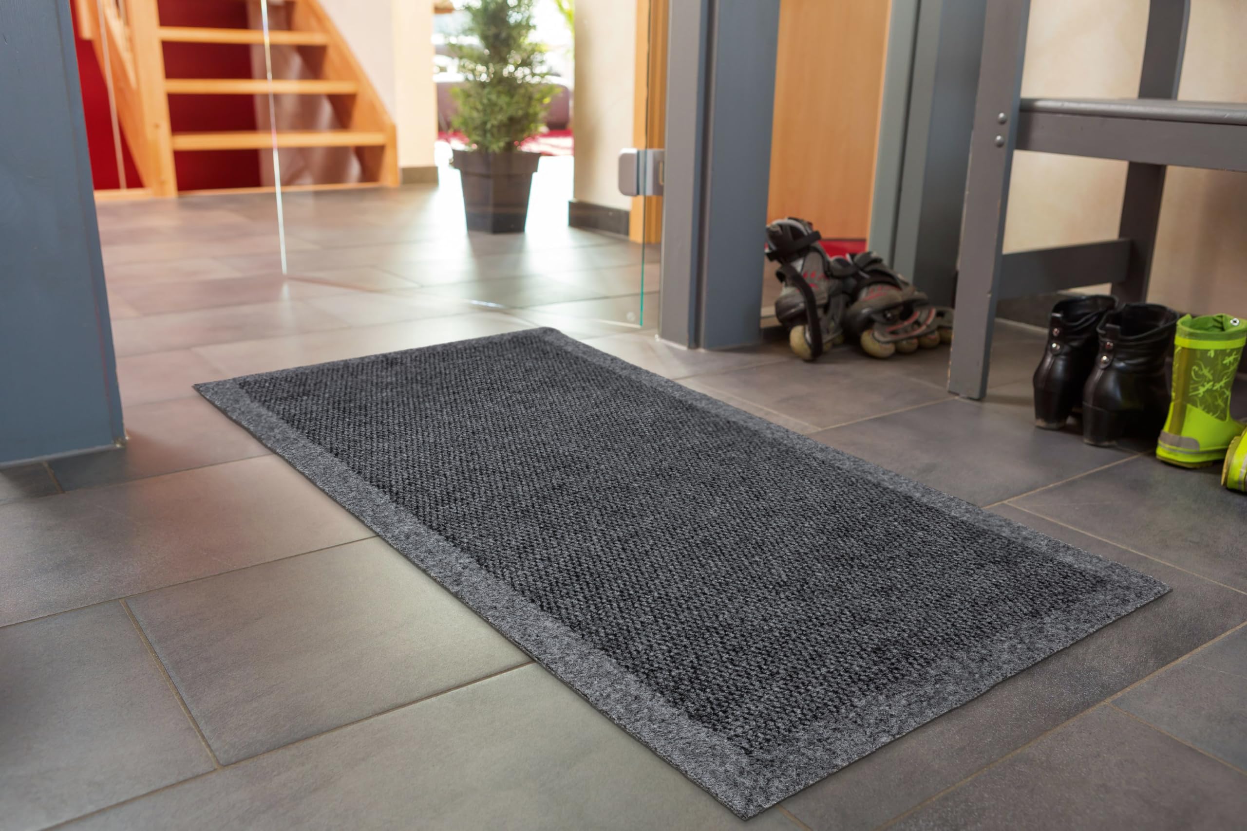Astra Fußmatte innen rutschfest 67x250 cm - Schmutzfangmatte Silber Küchenläufer Flur Läufer - robuste Fußabtreter Sauberlaufmatte wasserabweisend