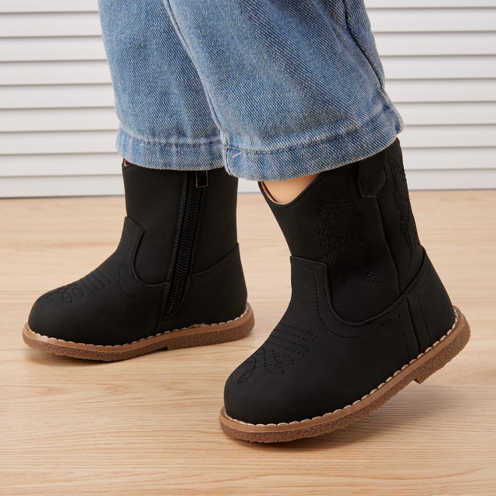 Baby Deer Pointed Toe Western Boot, Brown, 09