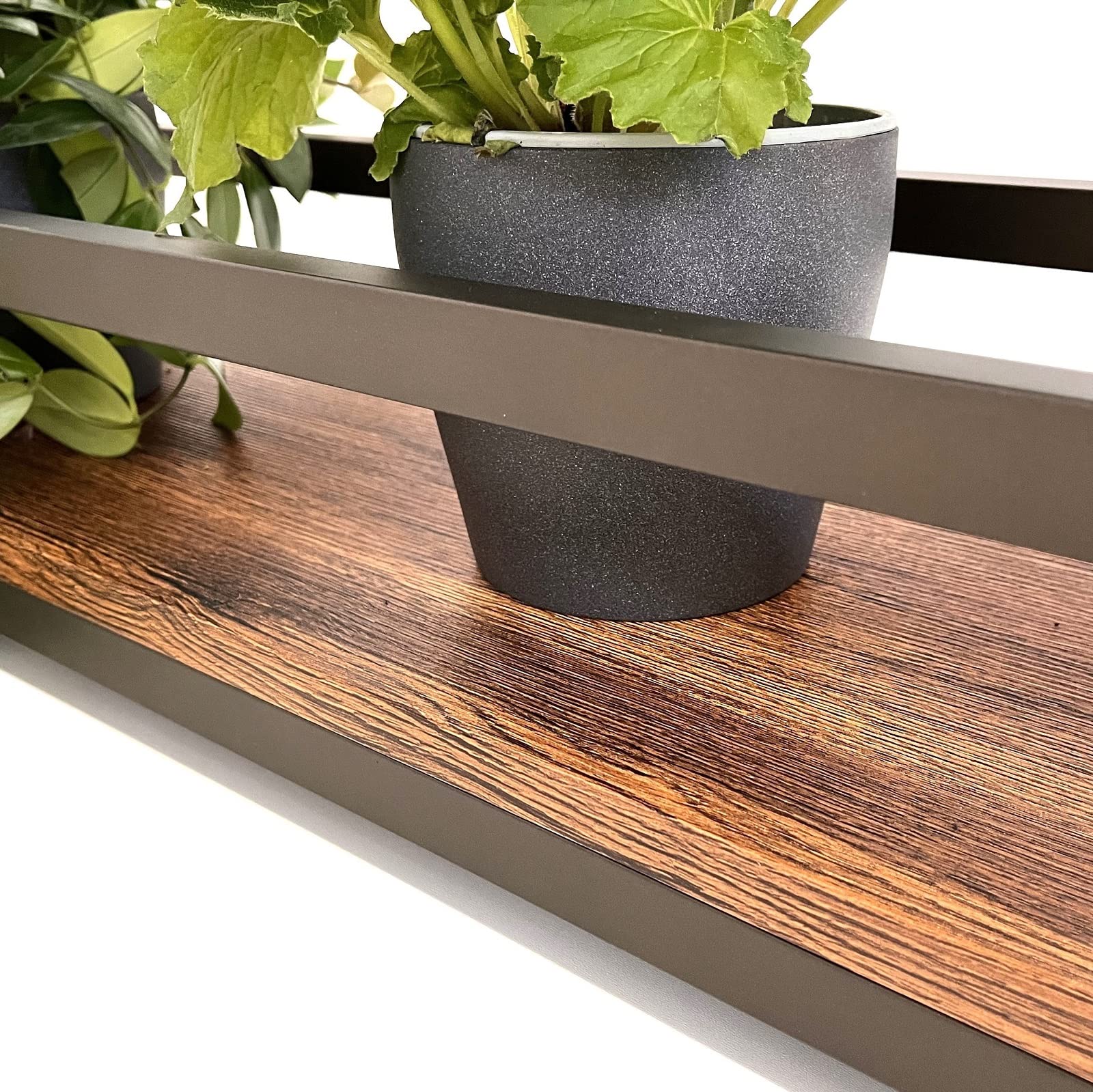 yelloo - Pflanzenregal Indoor Outdoor, Balkon Deko, Blumenständer Metall Hängendes Regal mit Ketten für Garten, Ideal zum Pflanzgefäßes im Freien (FLOWERS 55 cm, Braune/Walnüsse)