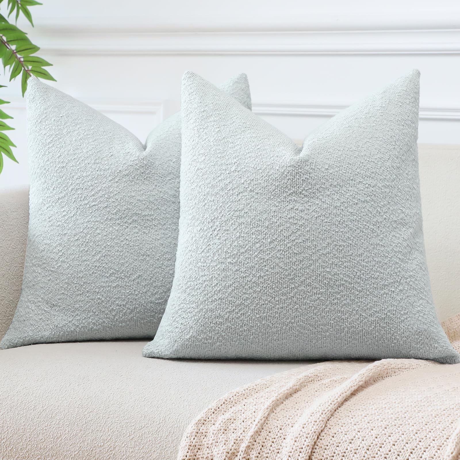 Sungeek Pack of 4 Textured Boucle Decorative Cushion Cover 45x45cm - Image 2