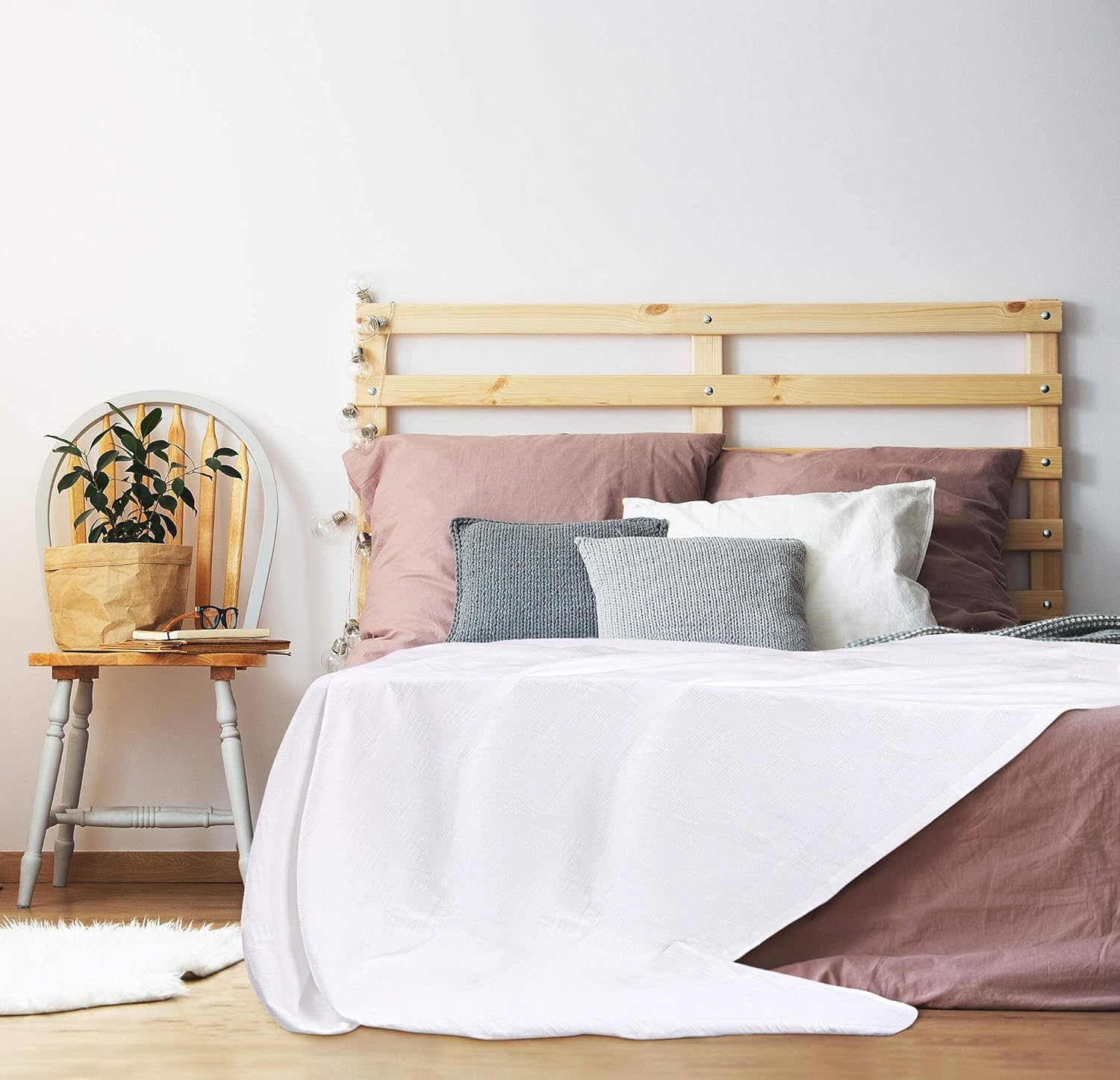Utopia Bedding Cotton Queen Blanket White - 90x90 Inches Blanket for Bed - 350 GSM Soft Breathable Blanket : Home & Kitchen