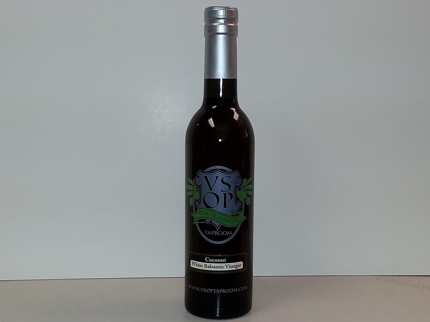 VSOP Coconut Aged White Balsamic Vinegar of Modena (375 ml / 12.68 oz)