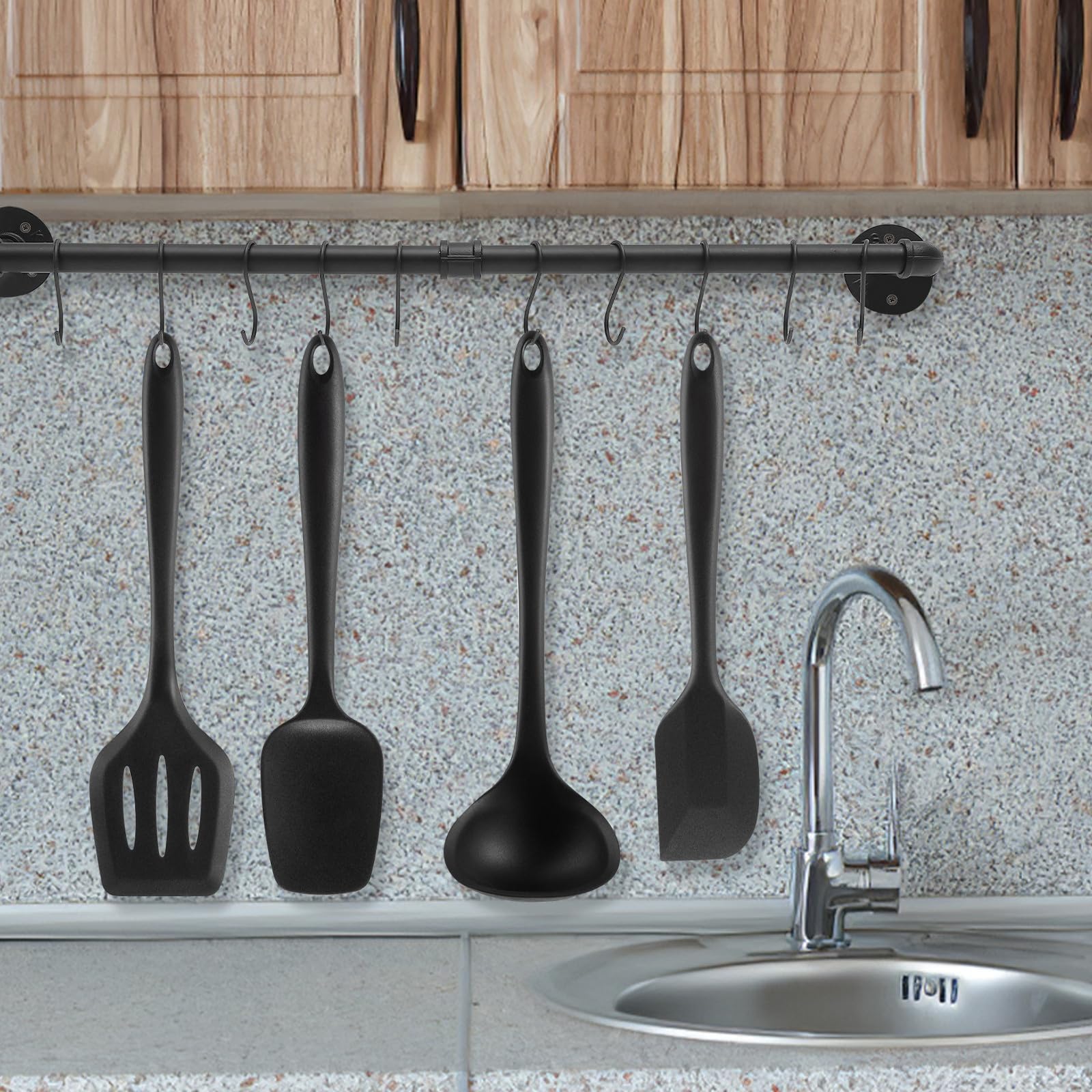 Luxshiny Support à Casseroles et Poêles Mural en Fer Noir avec Crochets Robustes, Design Industriel Unique Cuisine à Domicile, Rack Suspendu Pratique et Solide