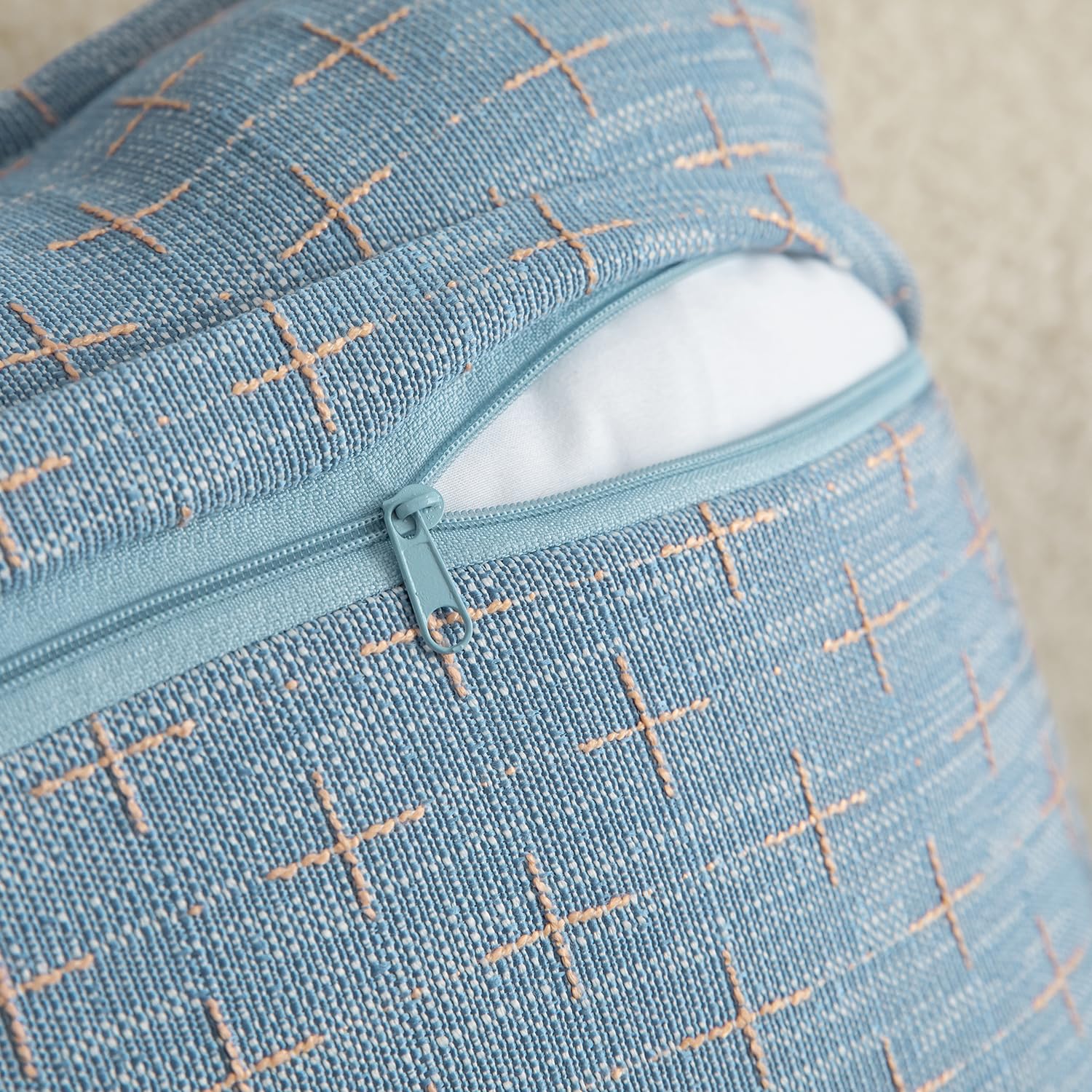 Mandioo Pack of 2 Burlap Linen Cushion Covers Woven Textured Modern Farmhouse Throw Pillow Cases Decorative Couch Sofa Bed Living Room 16 x 16 Inch 40x40 cm Blue - Image 3