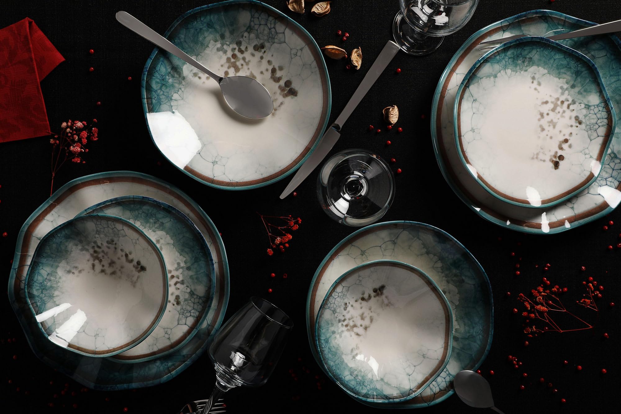 Elegancki 24-częściowy zestaw obiadowy, 100% porcelana, w zestawie talerze serwisowe, miski i talerze deserowe, można myć w zmywarce i używać w kuchence mikrofalowej, idealny na każdą okazję
