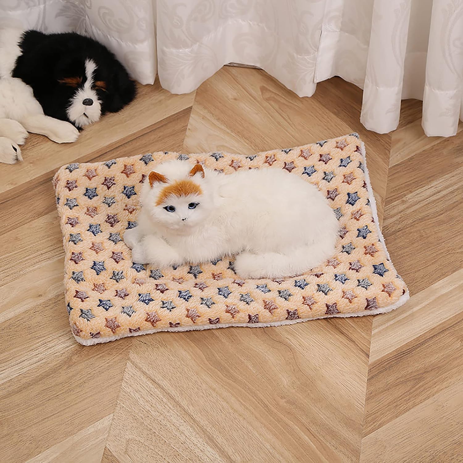 Cozy Calming Cat Blanket, Flannel Cushion for Pet Cozy