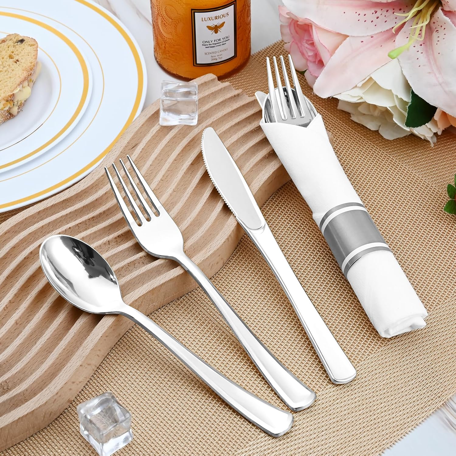 Pre Rolled Silver Plastic Cutlery Set, 300 Pack Wrapped Plastic Silverware Set with Napkins, Forks, Knives, and Spoons, Disposable Heavy Duty Plastics Utensils Set for Party Birthday Weddings Dinner