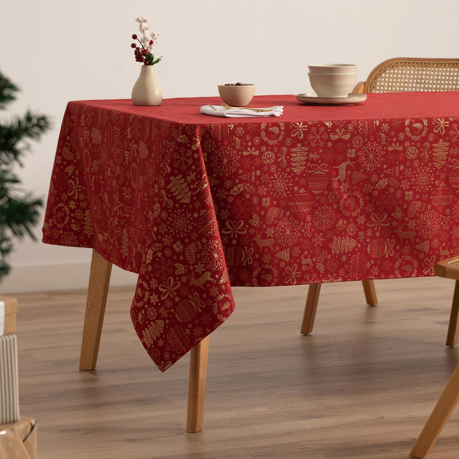 GAMUSI Tablecloth Christmas Jacquard Golden Thread Dining Table Rectangular Christmas Decoration 140 x 300 cm, Red - Image 3