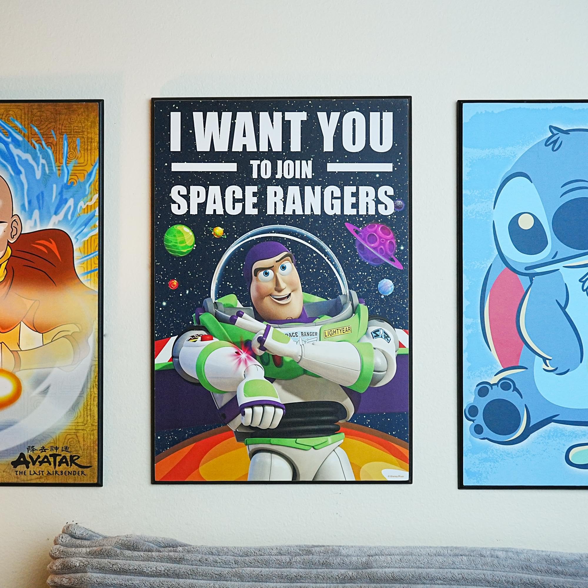 Amazon.com: Silver Buffalo Disney Toy Story Buzz Lightyear 13 x 19