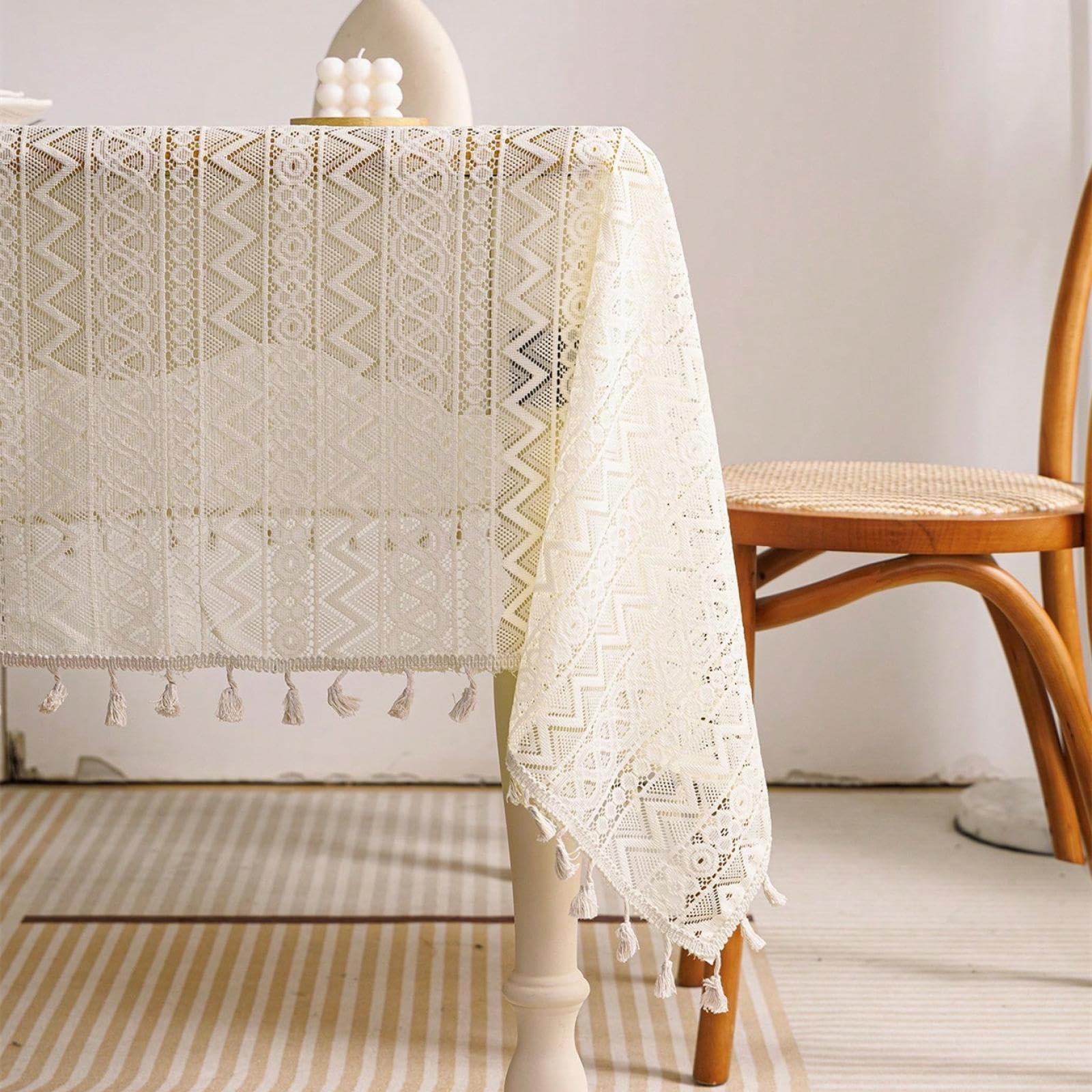 Nappe de cuisine vintage beige en dentelle pour vos dîners et fêtes