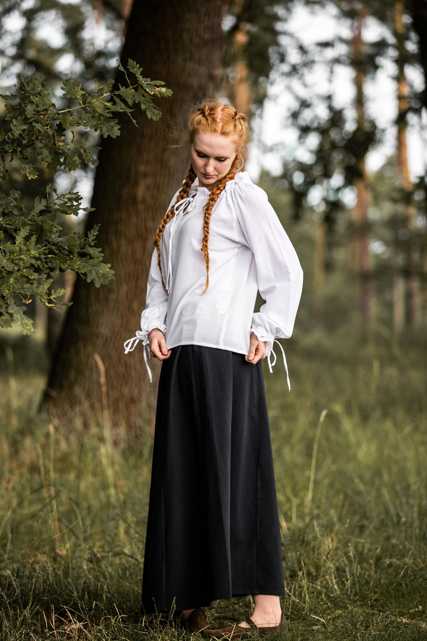 Leonardo Carbone® Damen Bluse Mittelalterbluse Edith | Offenschulterig | Rüschenärmel | Karneval, Halloween, Cosplay, LARP, Kostüm, Mittelalter, Festkleidung | 100% Baumwolle Weiß M
