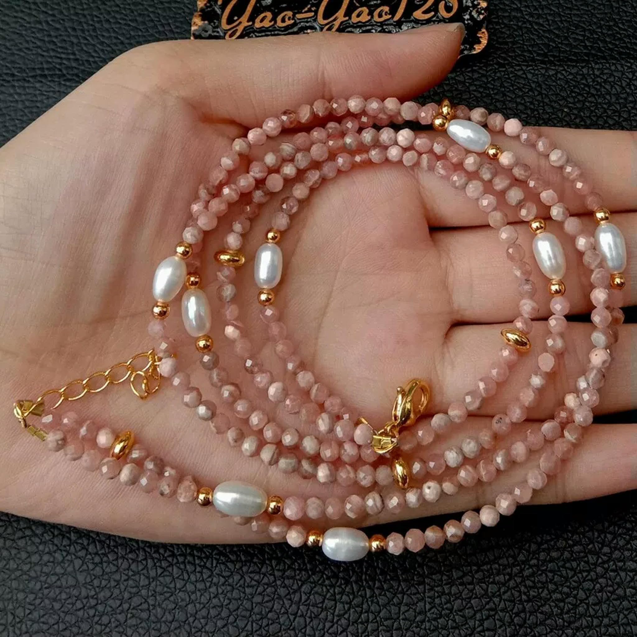 Collana di Perle di Riso Bianco coltivate con rodocrosite Rosa sfaccettata Naturale