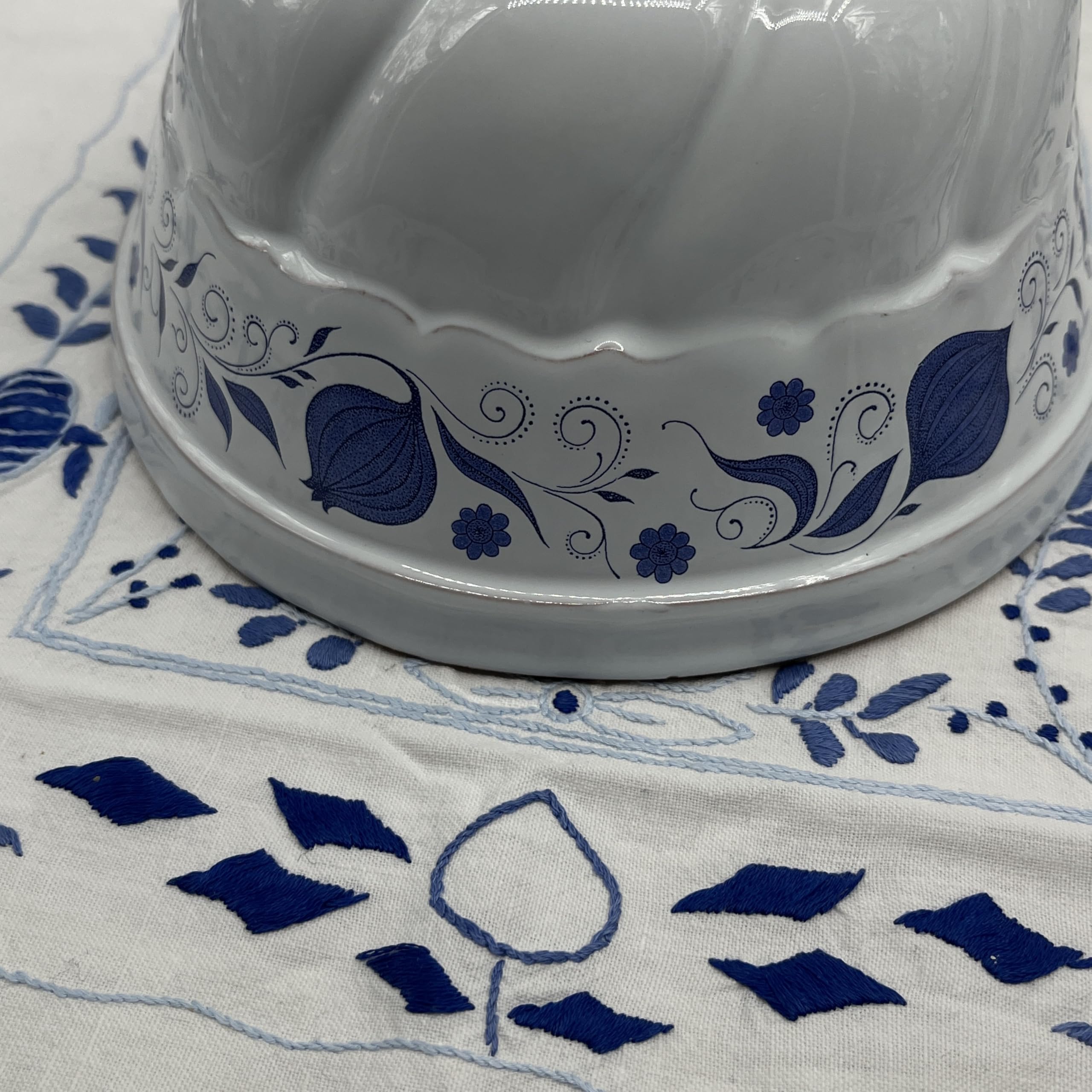 Generisch Moule à kouglof en porcelaine - Diamètre : 18 cm - Motif oignon vintage
