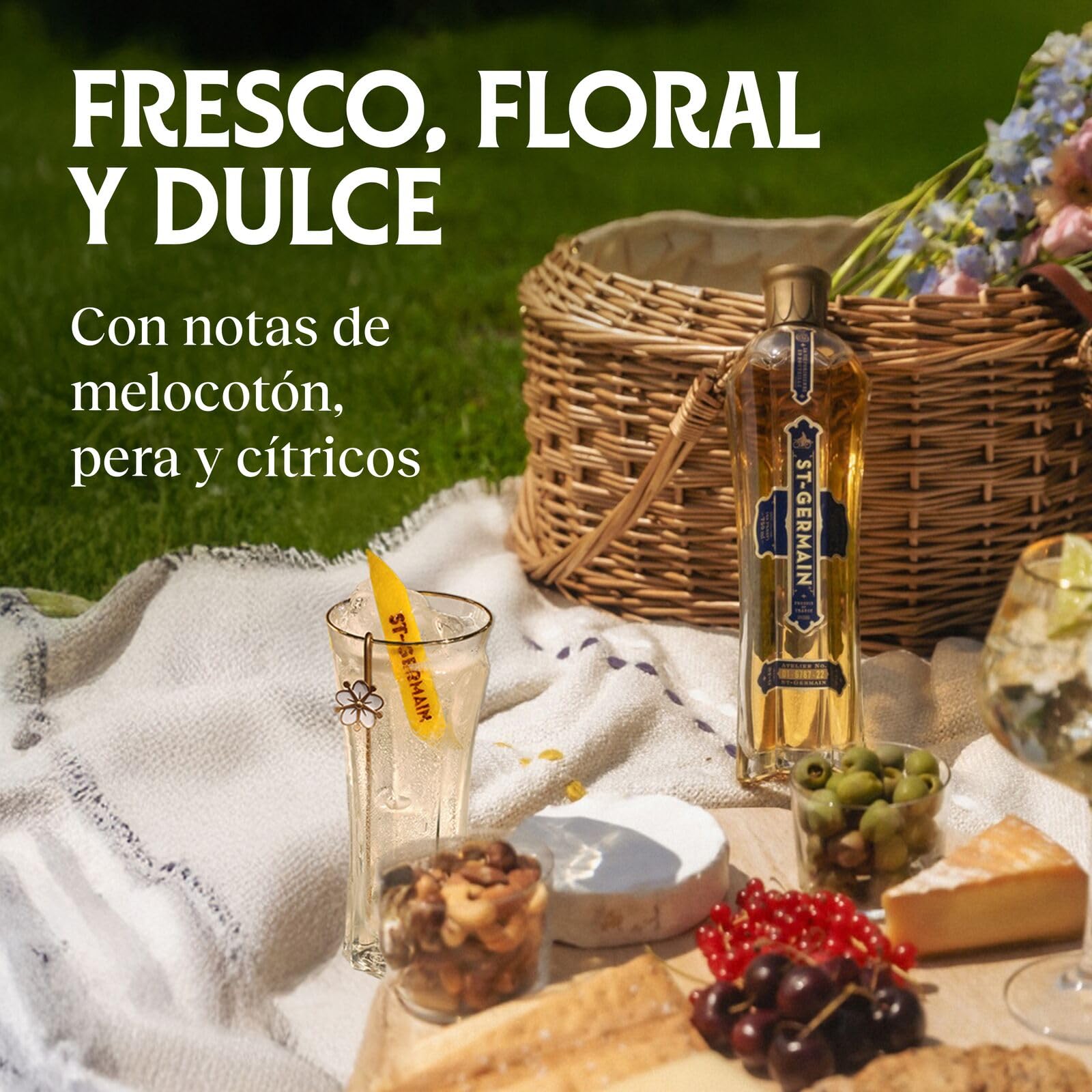 St-Germain ​​​​Licor Francés de Flor de Saúco, 20 % vol., 70 cl / 700 ml., St-Germain Spritz, dulce y fresco, elaborado con flores de saúco silvestres recolectadas a mano, Transforma cualquier cóctel