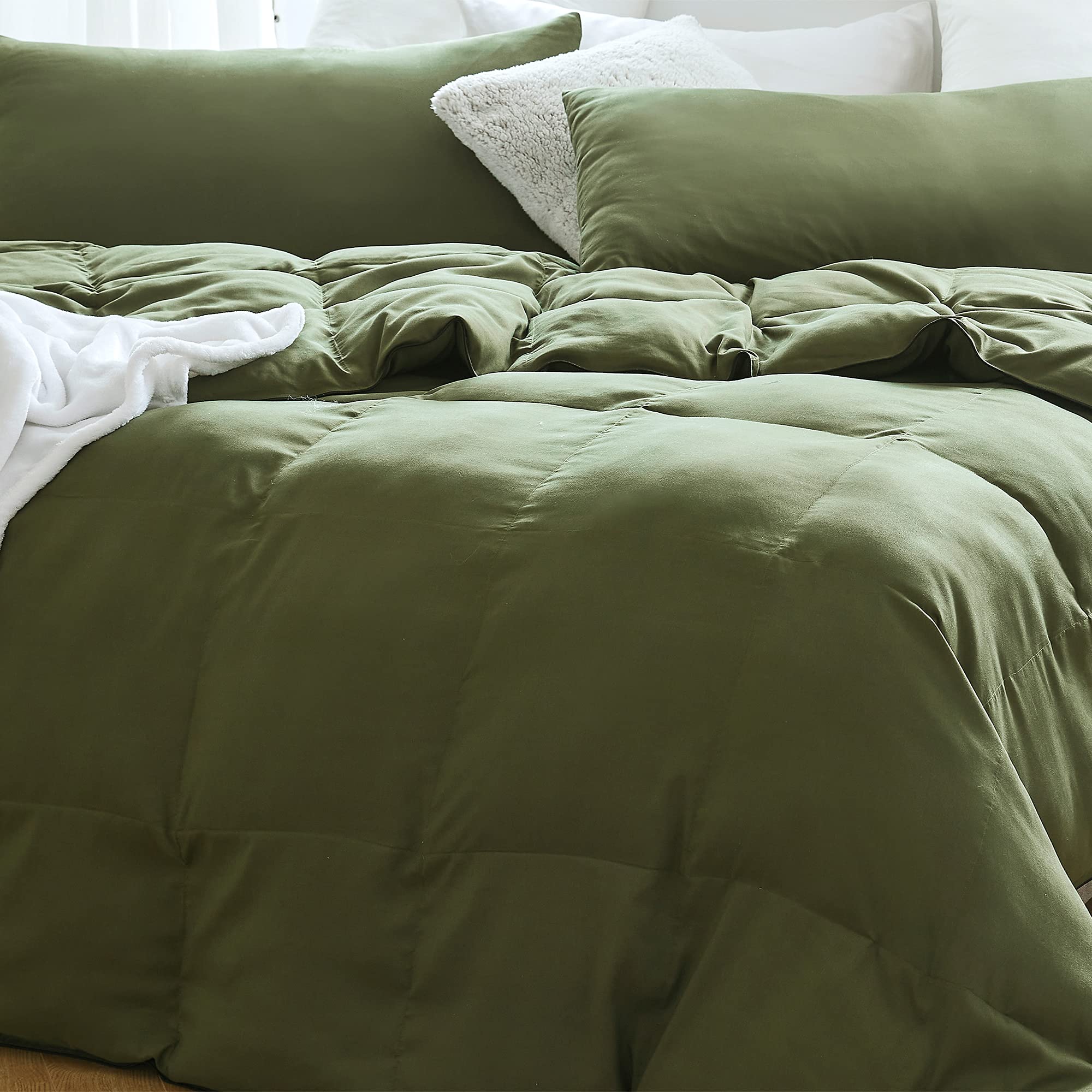 Byourbed Snorze Cloud Comforter - Coma Inducer® - King in Cypress