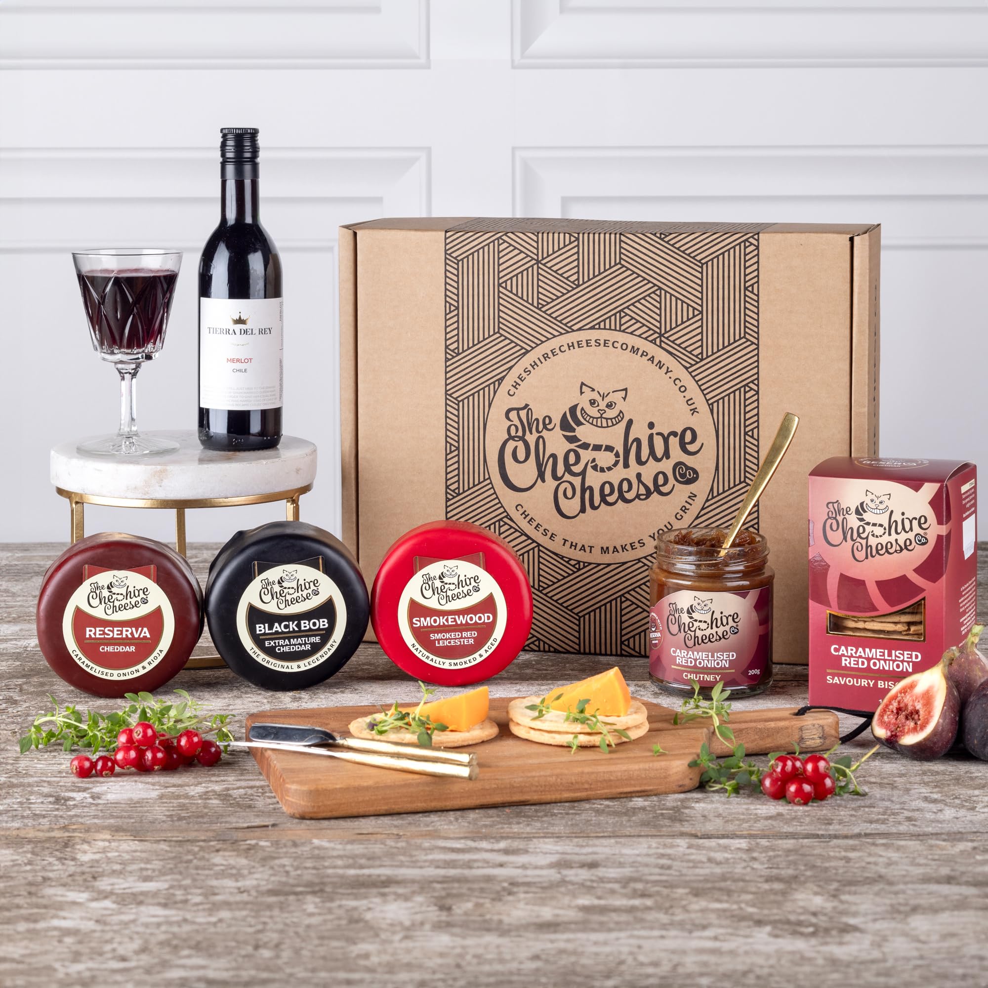 Cheese and Wine Feast Gift Box | Luxury Cheese, Wine, Chutney and Biscuits Gift Hamper | The Cheshire Cheese Company | Red Wine Hamper for Him or Her and Couples